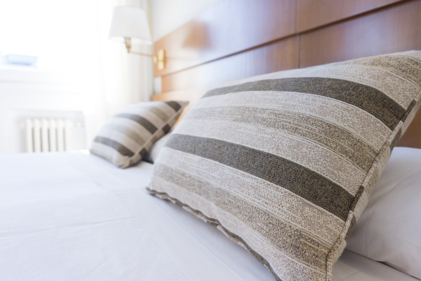 How to Avoid Bed Bugs While Traveling