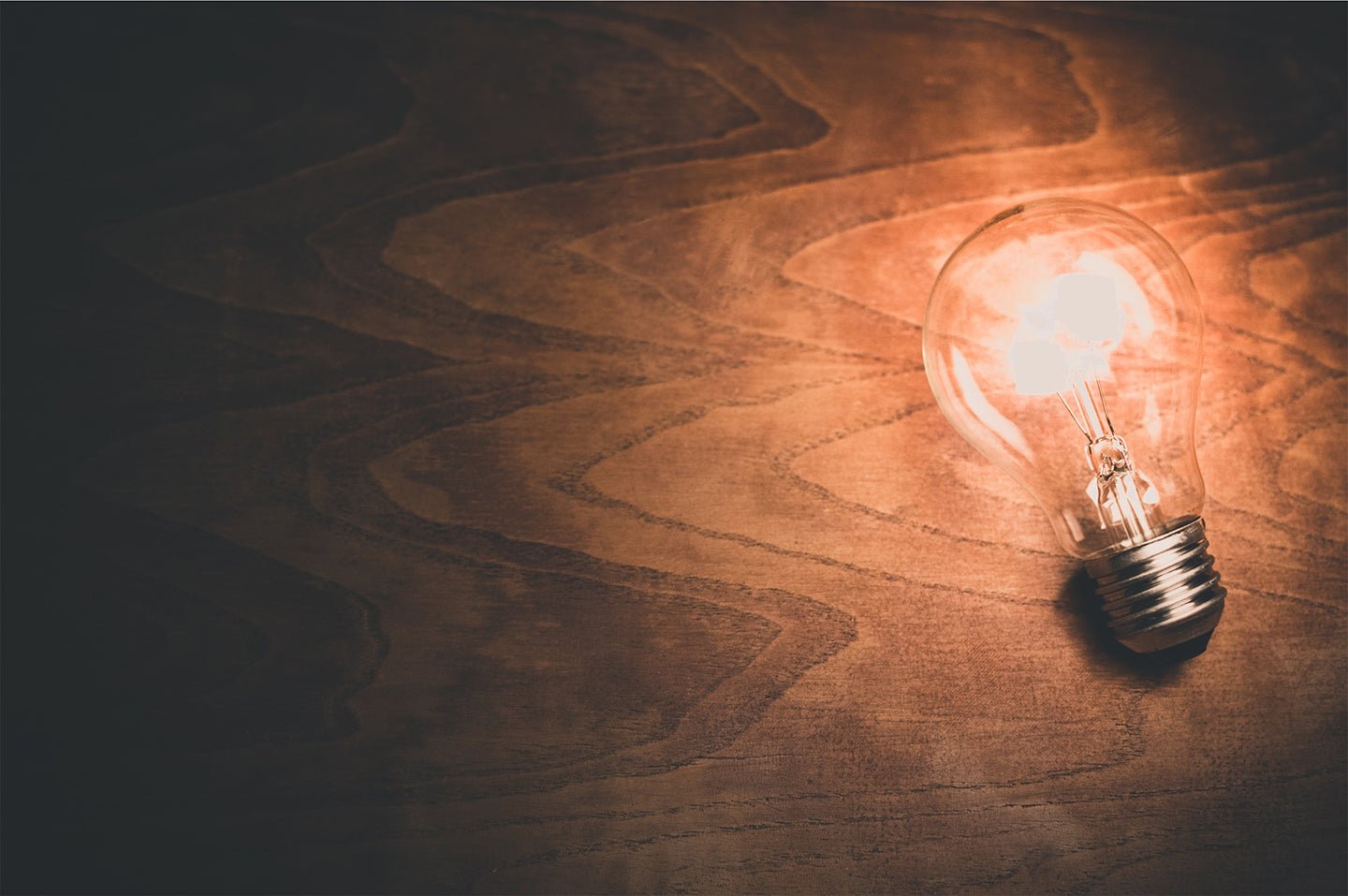 LED Light Bulbs: Comparison Charts - Eartheasy