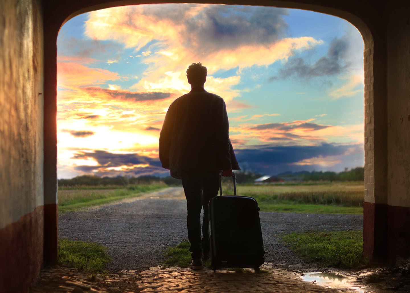 5 Easy Ways to Travel More Sustainably This Season - Eartheasy