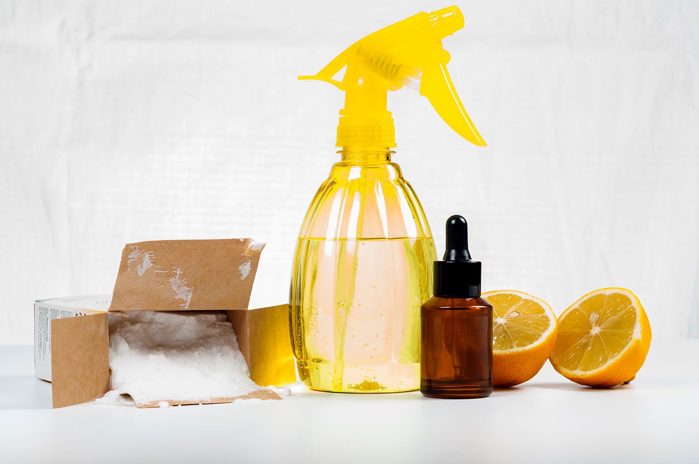 Homemade Cleaning Products: Natural, Green, Eco-Friendly Solutions