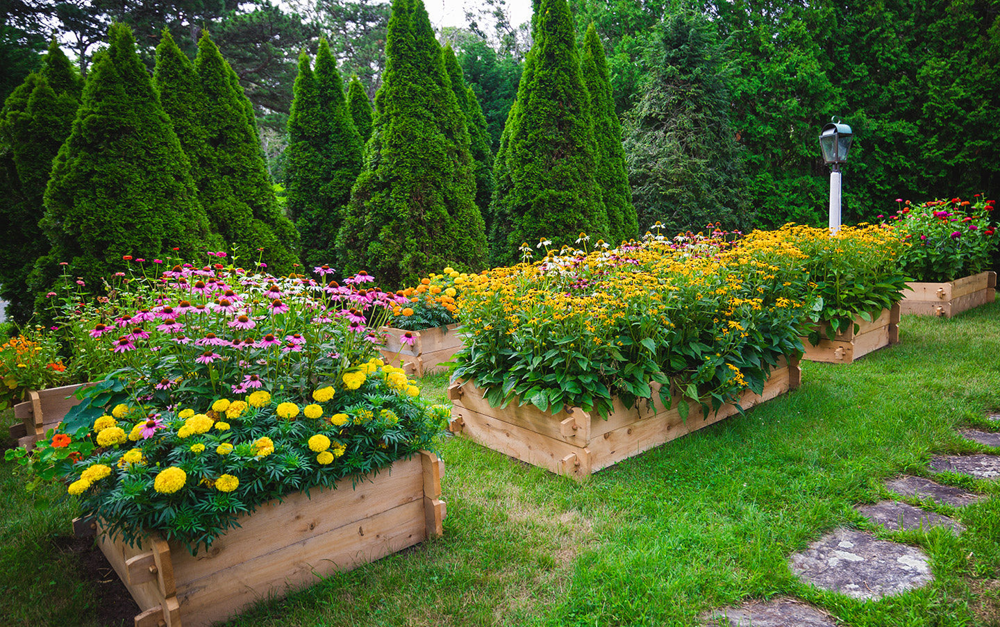 Designing a Landscape With Raised Garden Beds