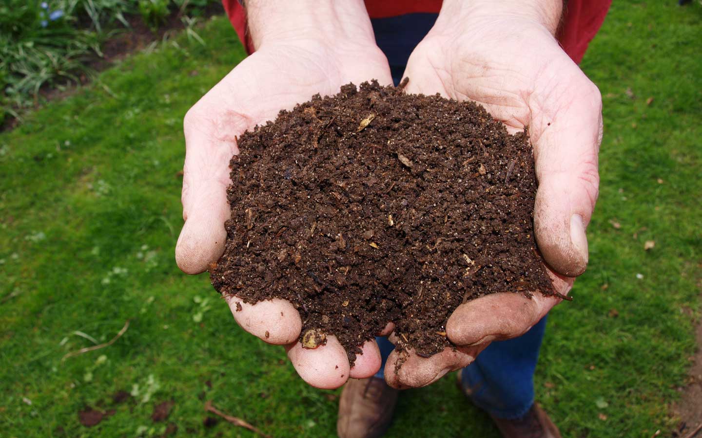 10 Incredibly Cool Composters