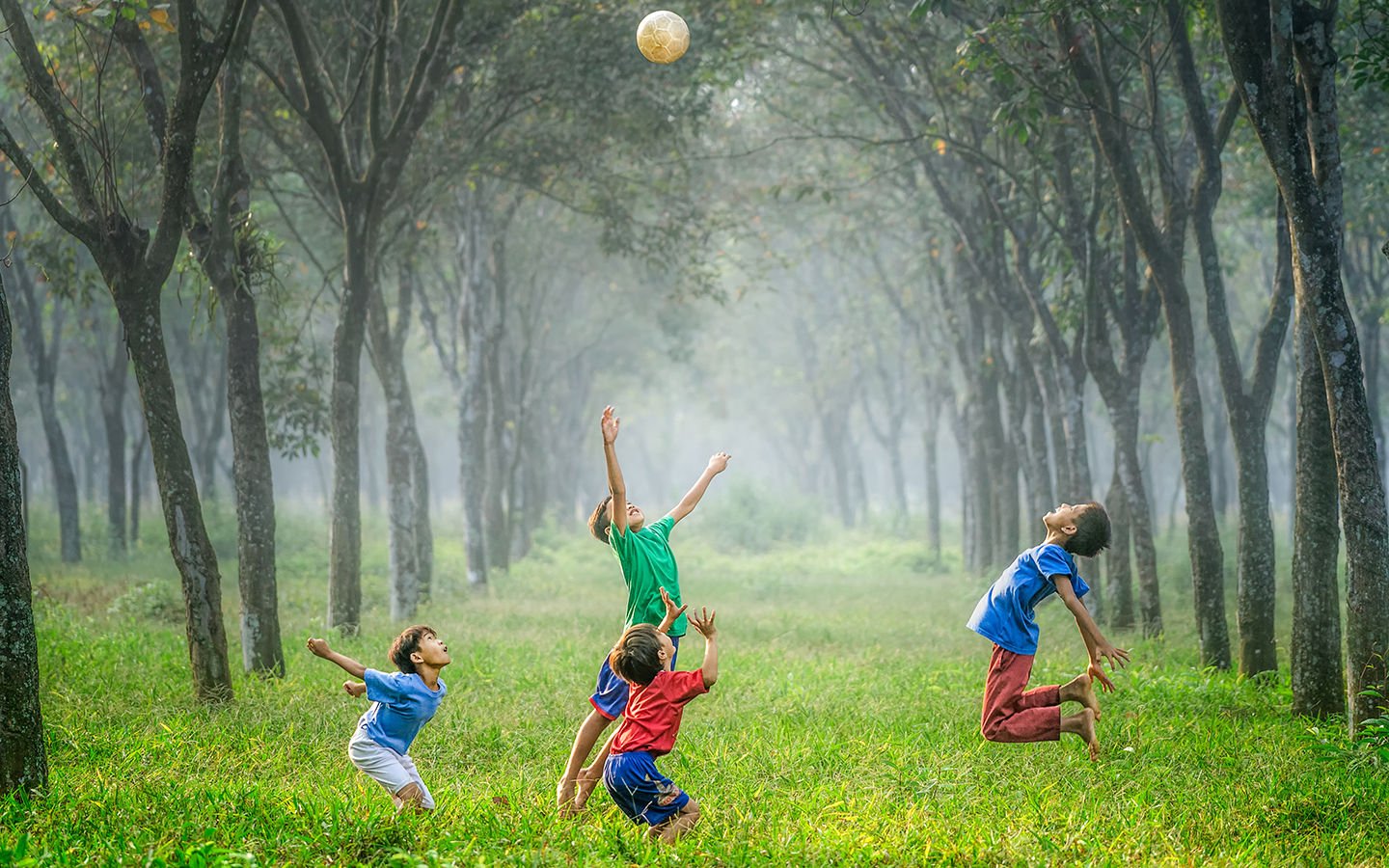 How to Encourage Your Child to Play Outdoors - Eartheasy