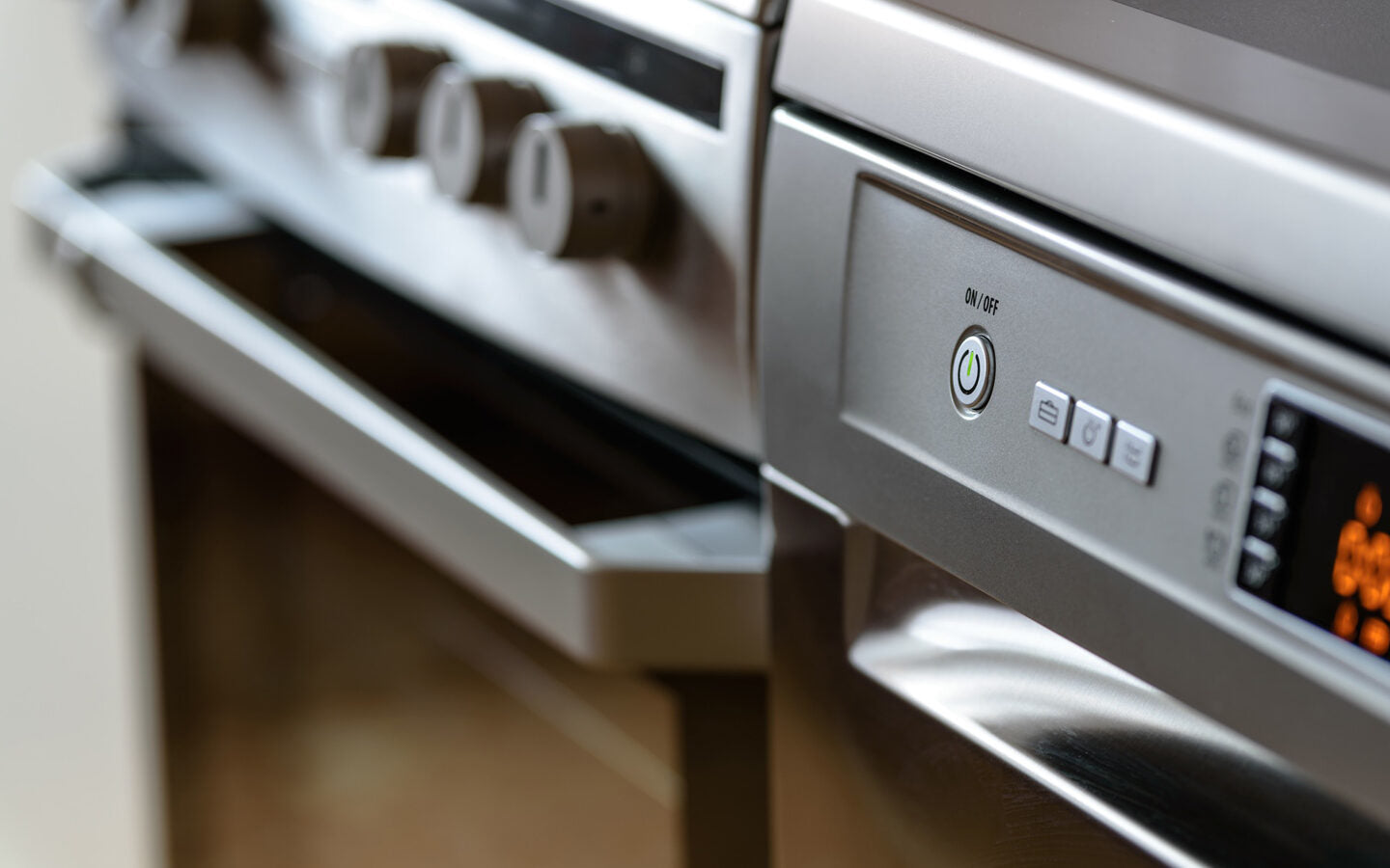 How to Save Energy by Eliminating Phantom Loads