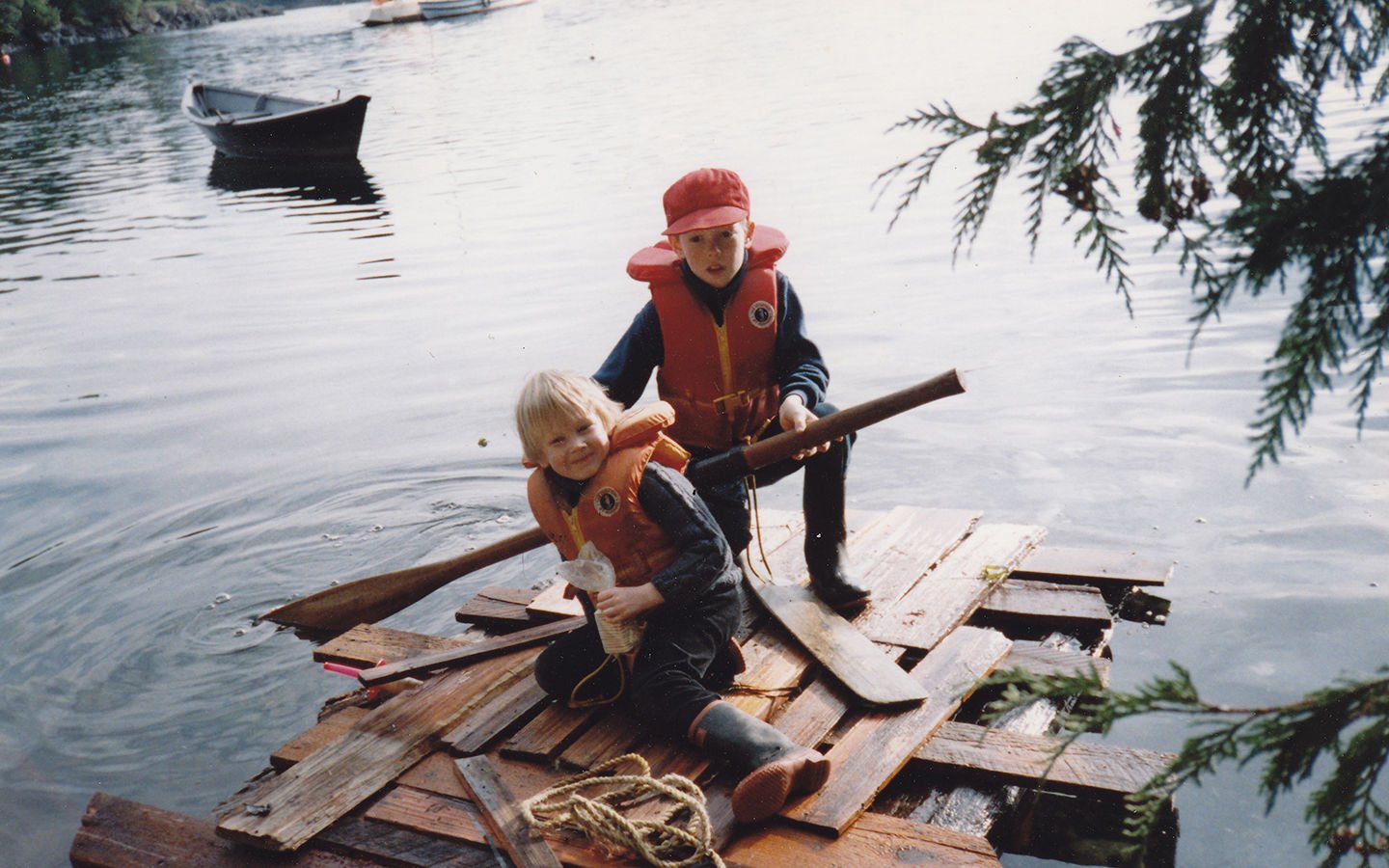 What it’s Like Raising Children Off-Grid - Eartheasy