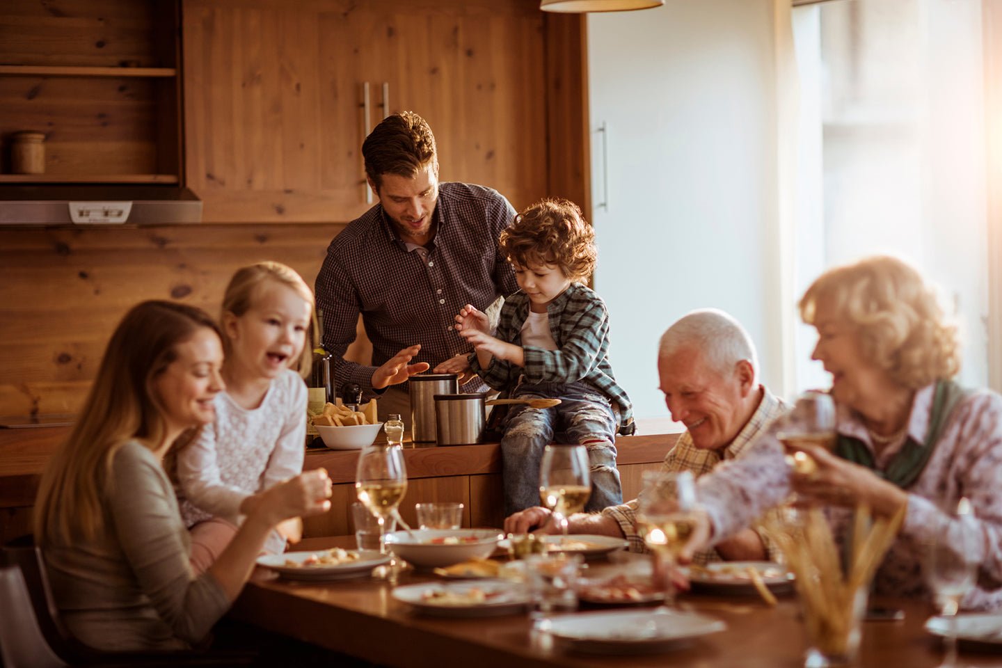 Why Eating Family Meals Together is Still Important - Eartheasy