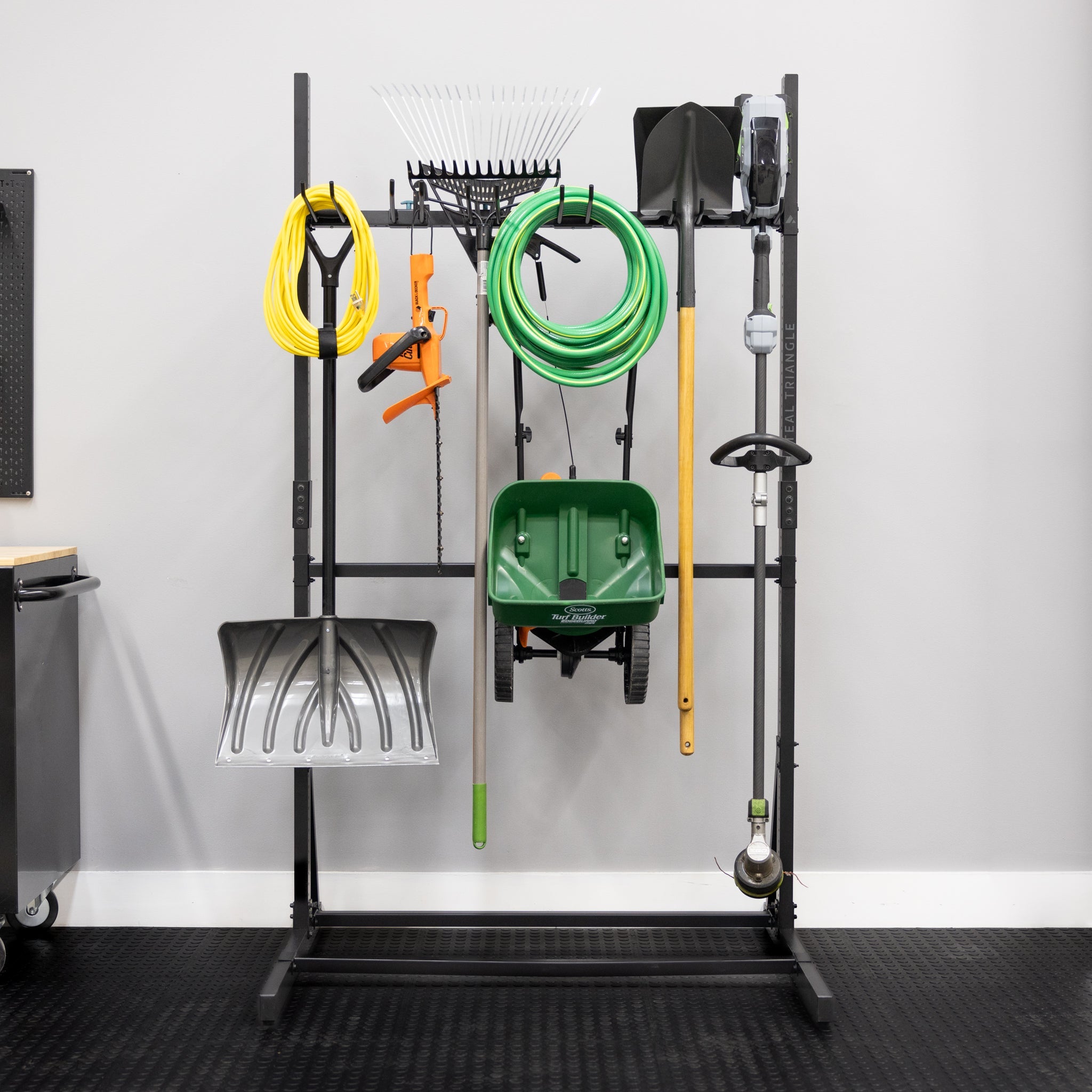 Freestanding 6-Tool Storage Organizer – 4' Tool Rack