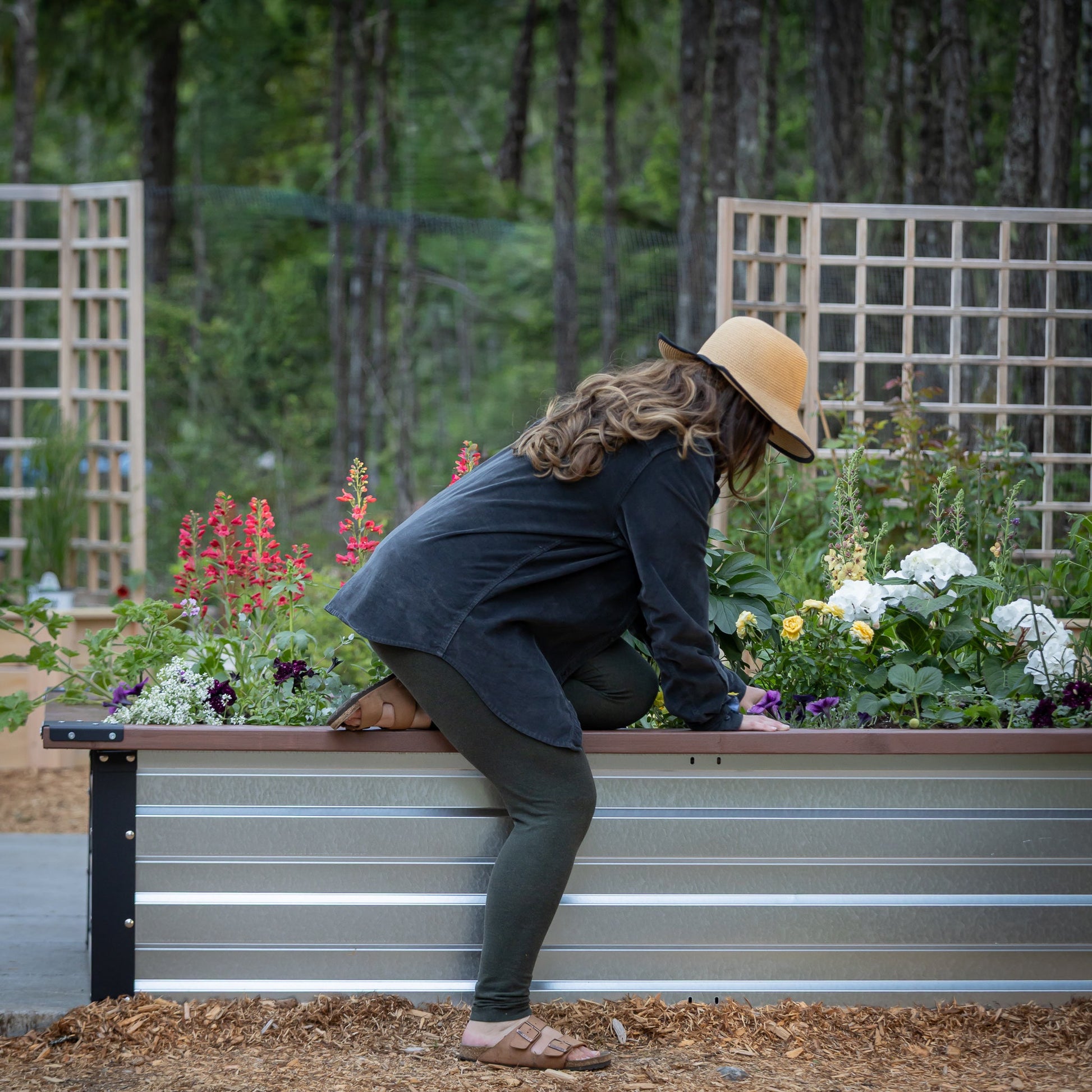 2' x 7' Galvanized Steel Raised Garden Bed Kit Chrome