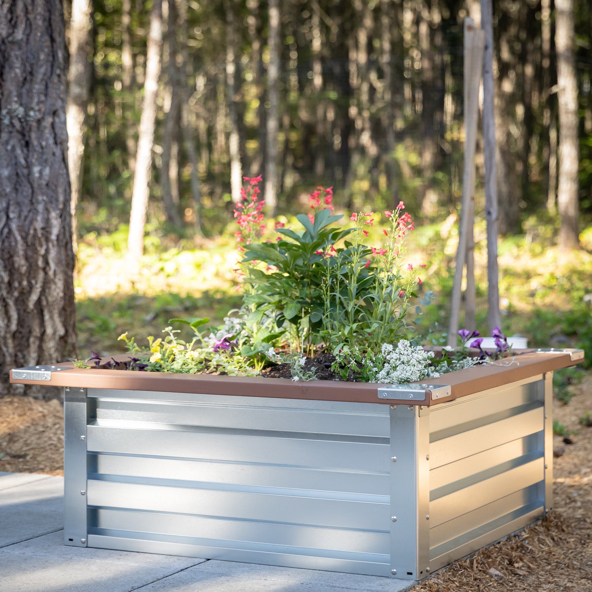 3.5' x 3.5' Galvanized Steel Raised Garden Bed Kit Chrome