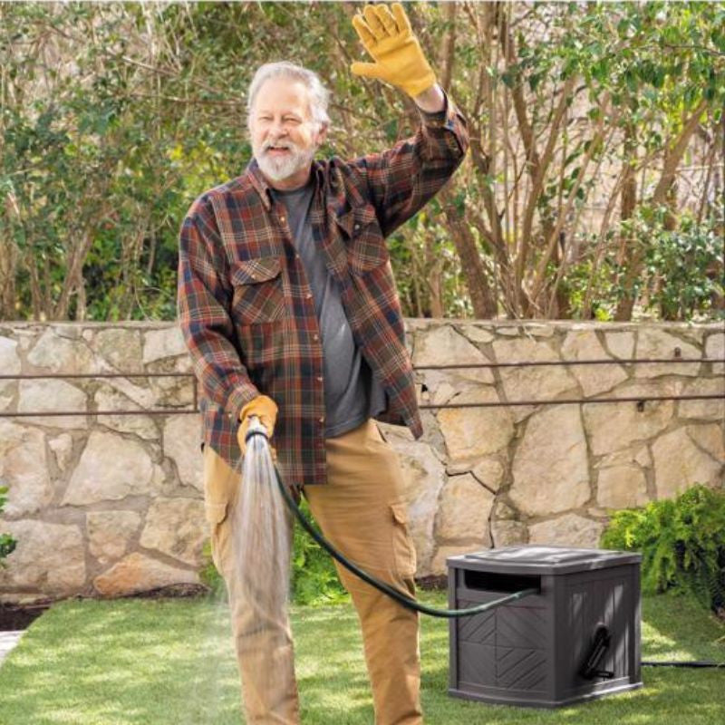 Suncast In Ground Hideaway Hose Reel
