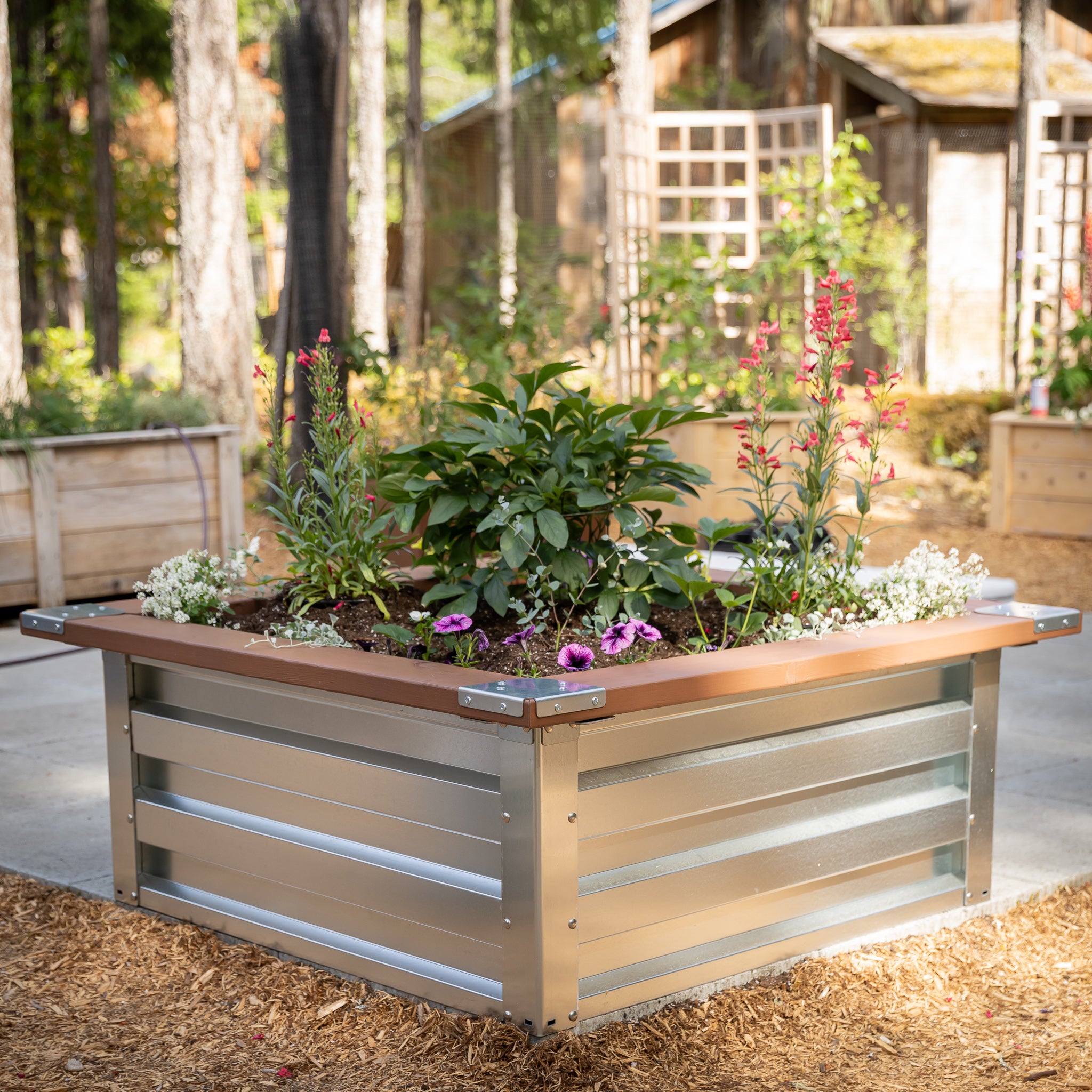 3.5' x 3.5' Galvanized Steel Raised Garden Bed Kit