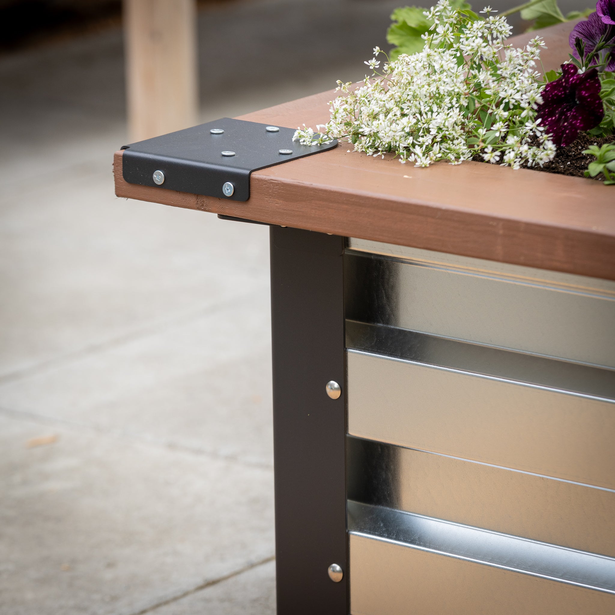 3.5' x 7' Galvanized Steel Raised Garden Bed Kit