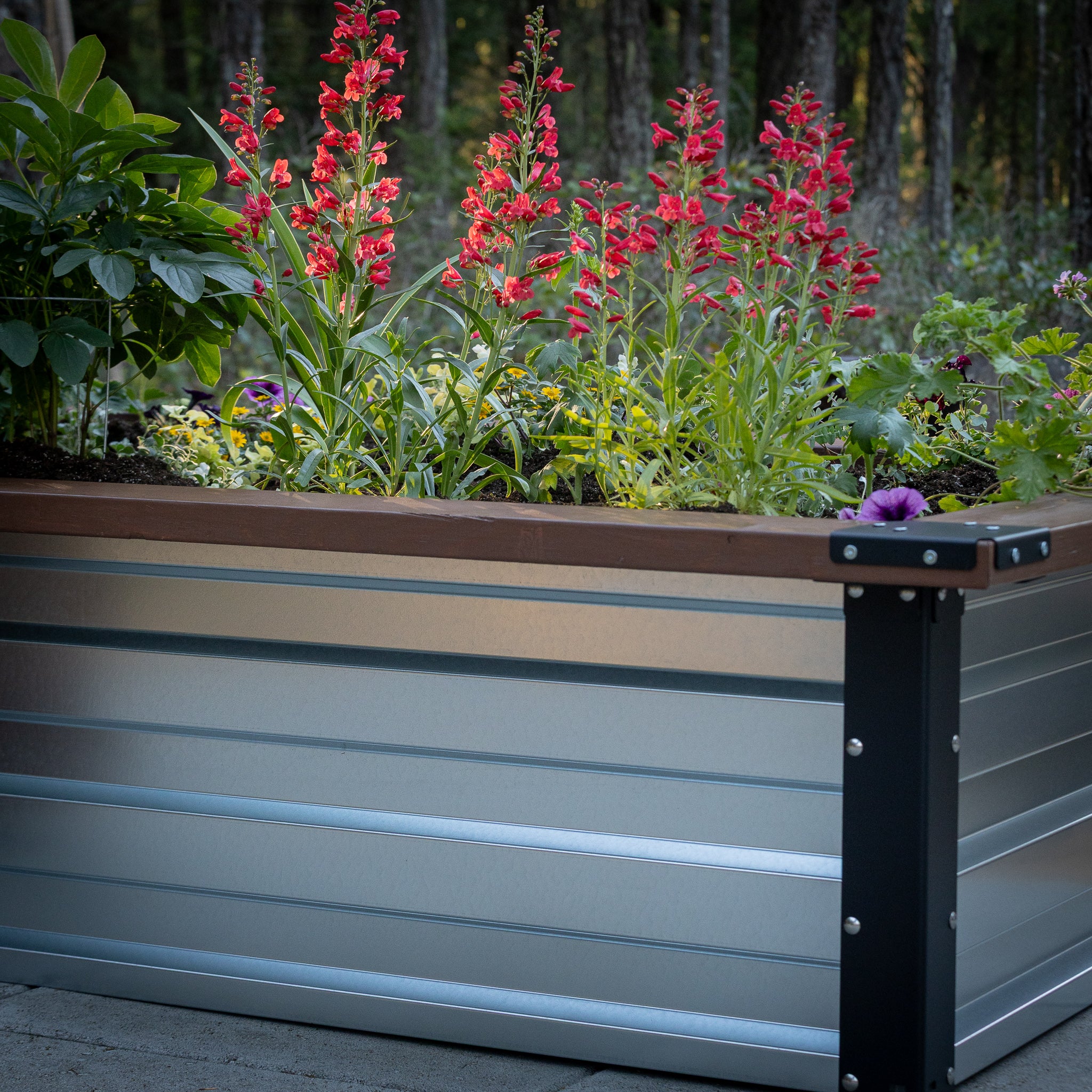 3.5' x 7' Galvanized Steel Raised Garden Bed Kit
