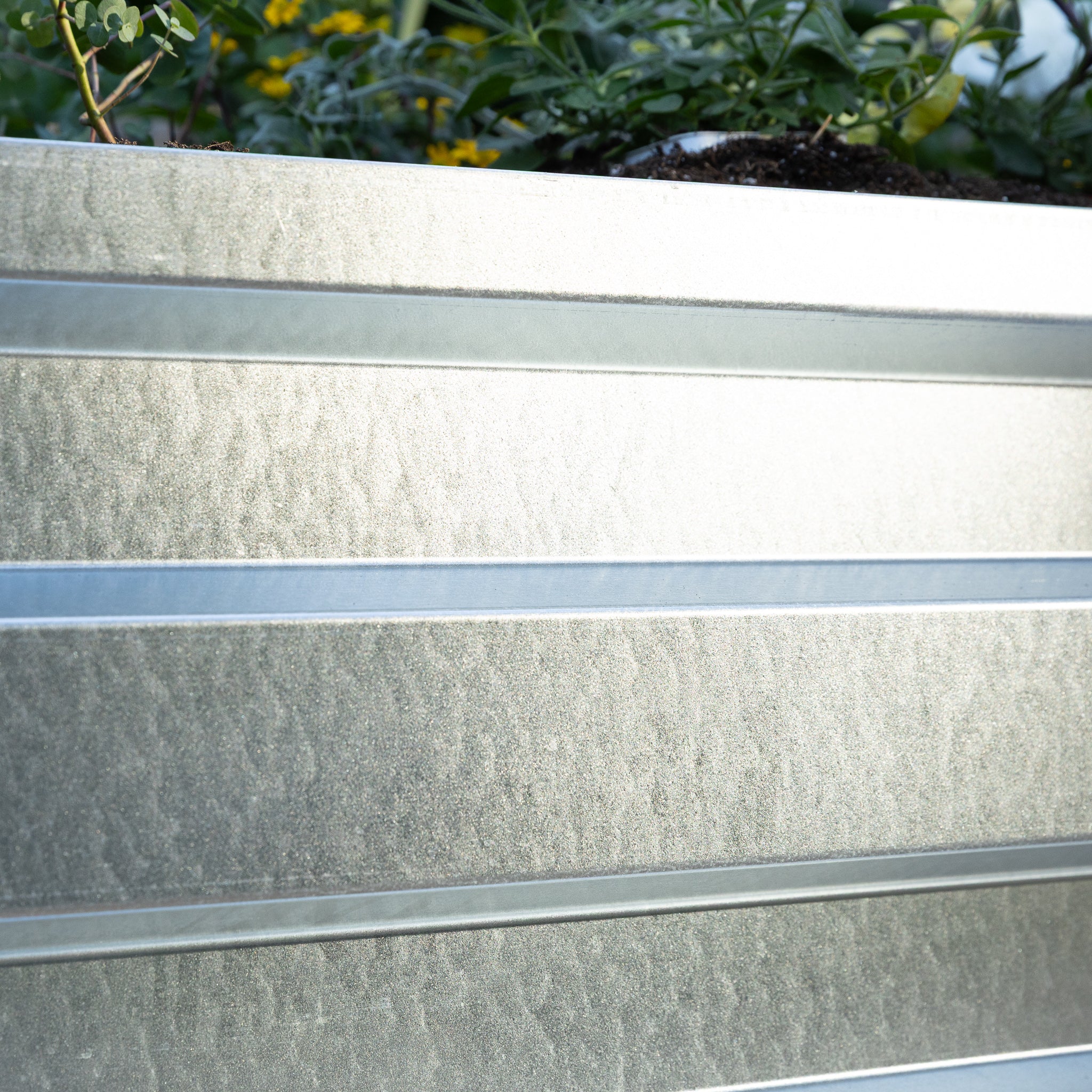 3.5' x 7' Galvanized Steel Raised Garden Bed Kit