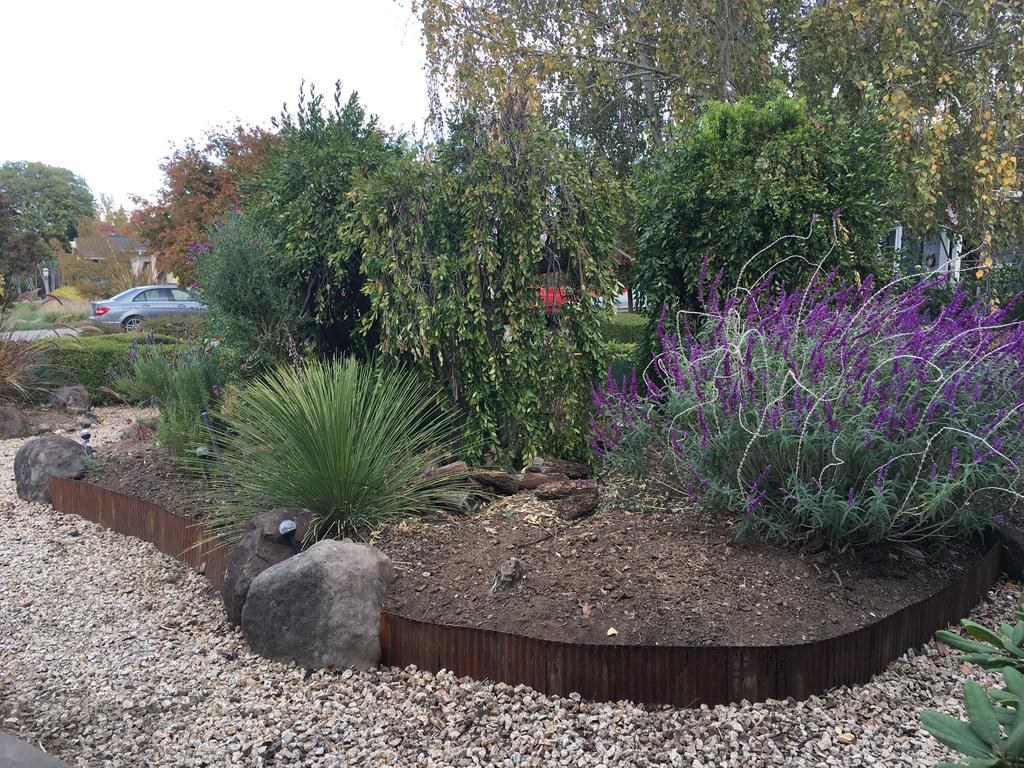 Corrugated Metal Landscape Edging - 10' Lengths