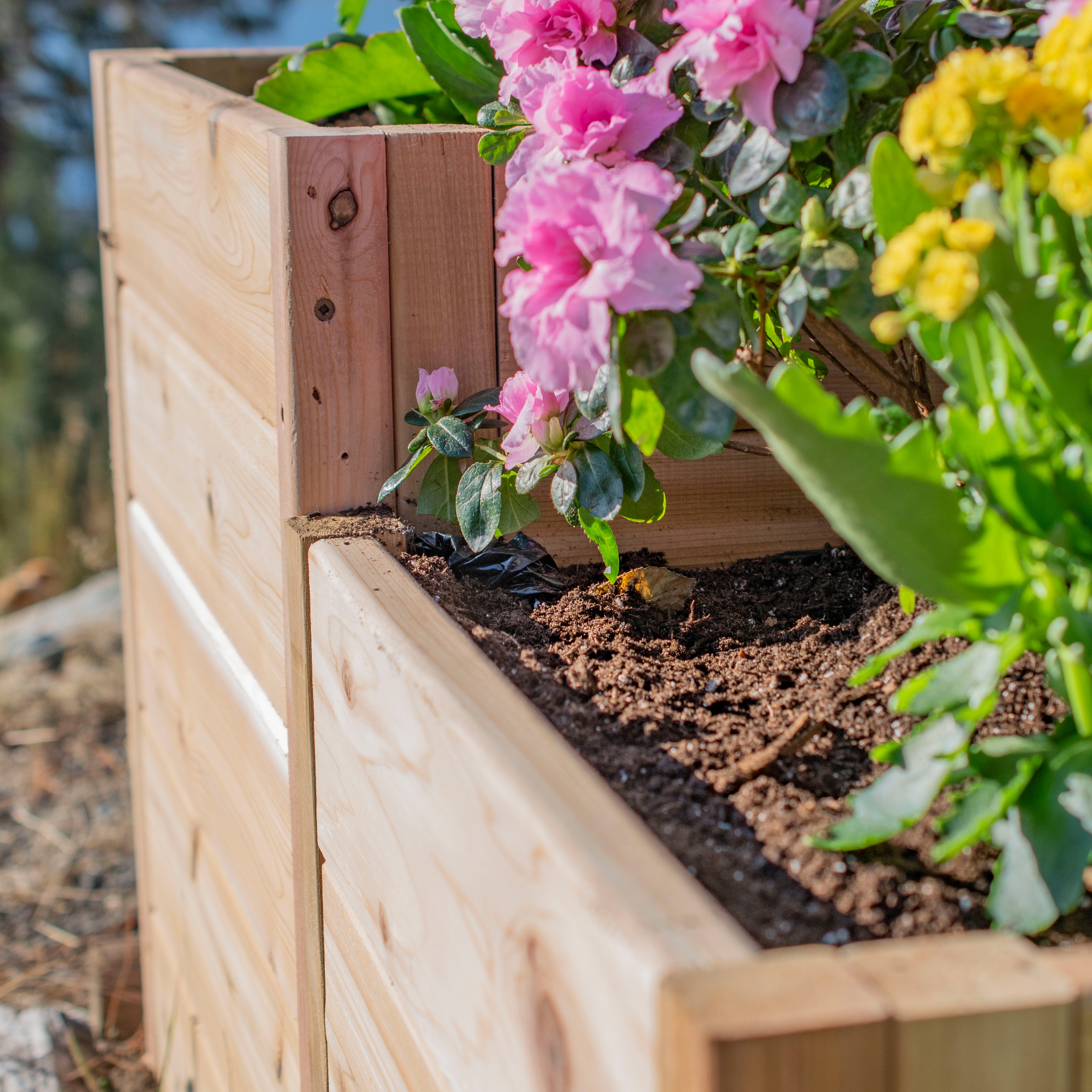 L-Shaped Tiered Cedar Garden Bed 5.5' x 2'