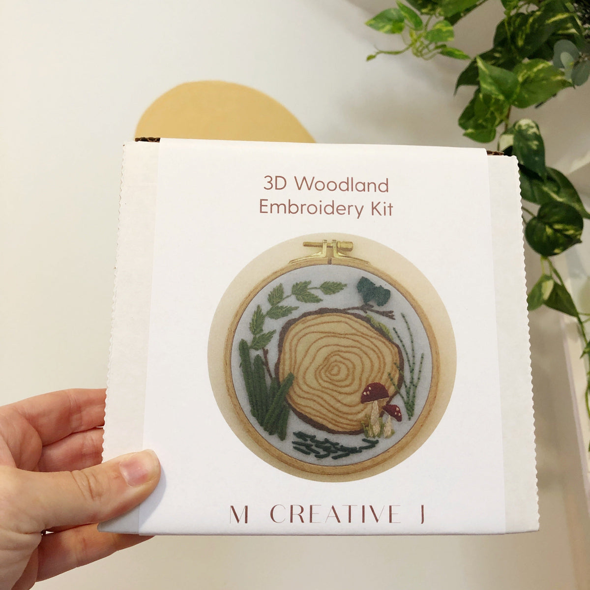 3D Woodland Scene - Advanced Embroidery Kit