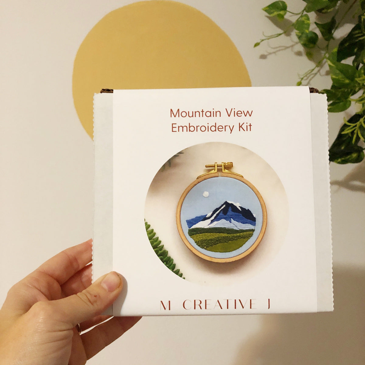 Mountain View - Beginner Embroidery Kit