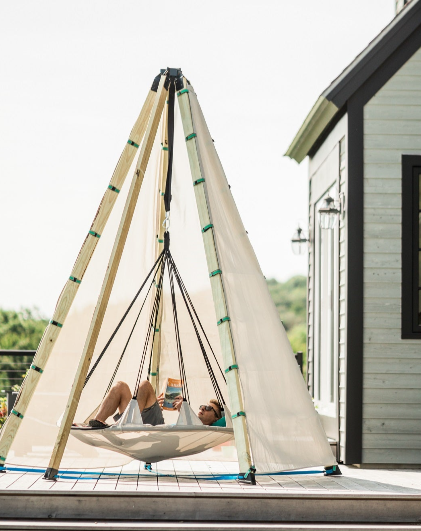 Bijou Nest Outdoor Shade Canopy & Hover Swing