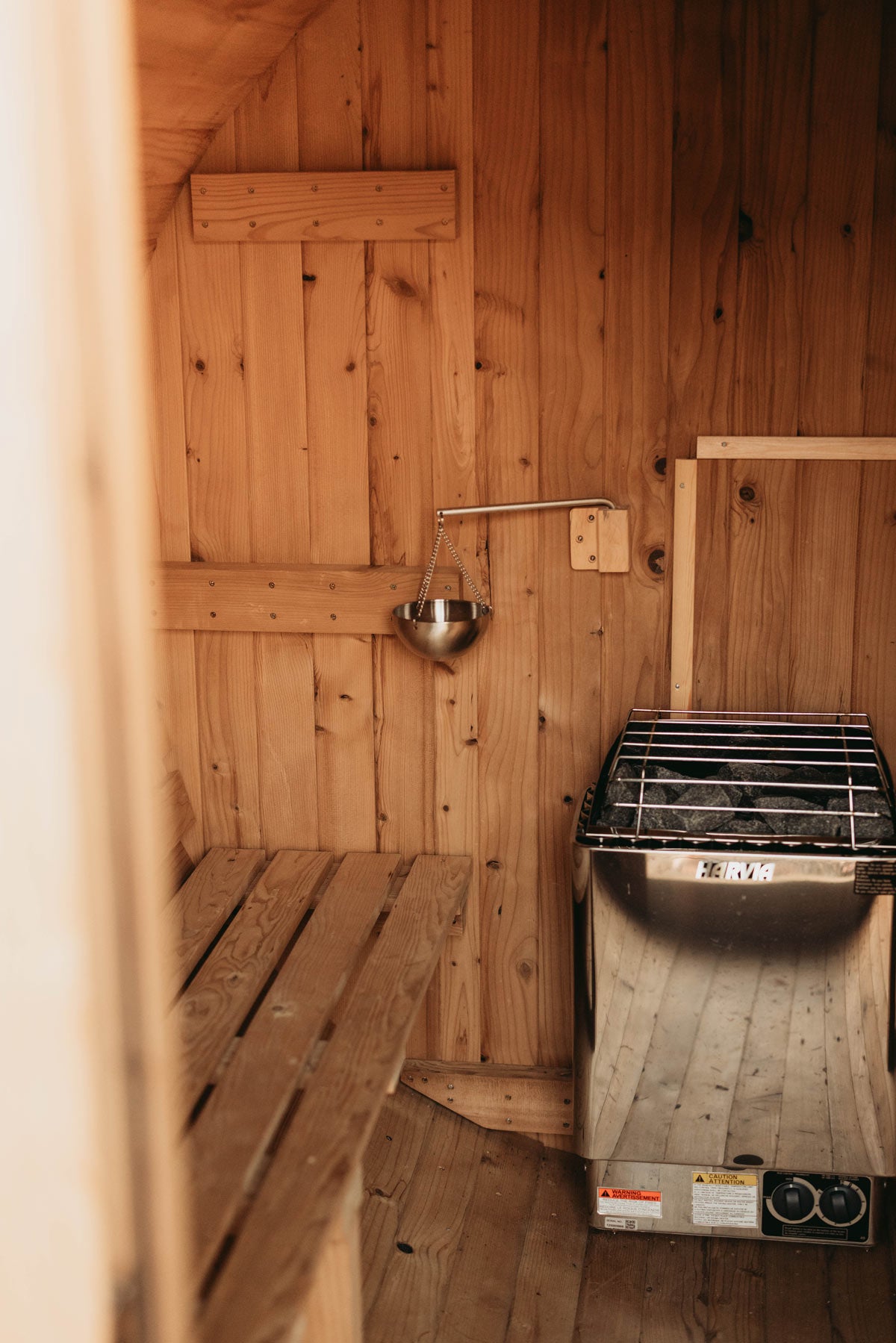 Barrel Outdoor Sauna - 6 Person w/ Harvia KIP 8kW Heater
