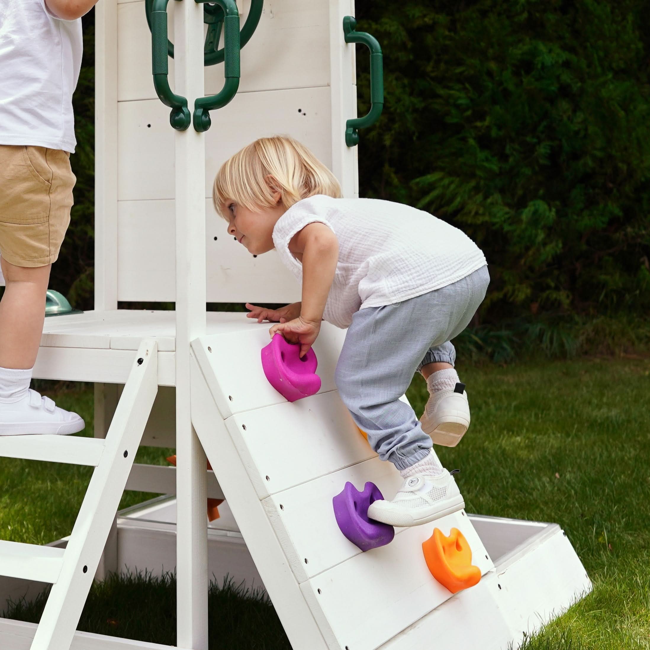 Aloe Mini Playset & Water Table - Outdoor Toddler Playhouse