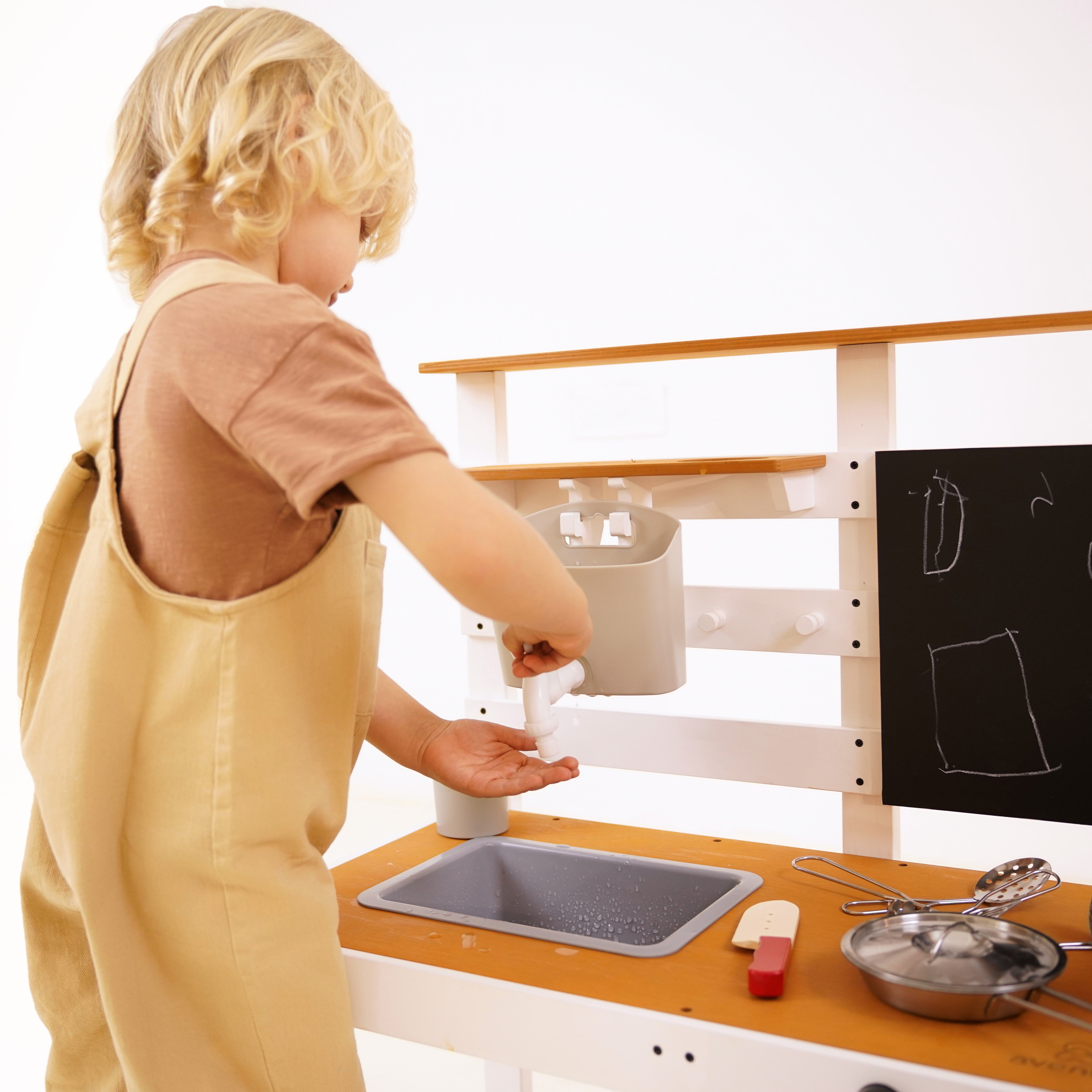 Woodland Mud Kitchen – Outdoor Play Kitchen