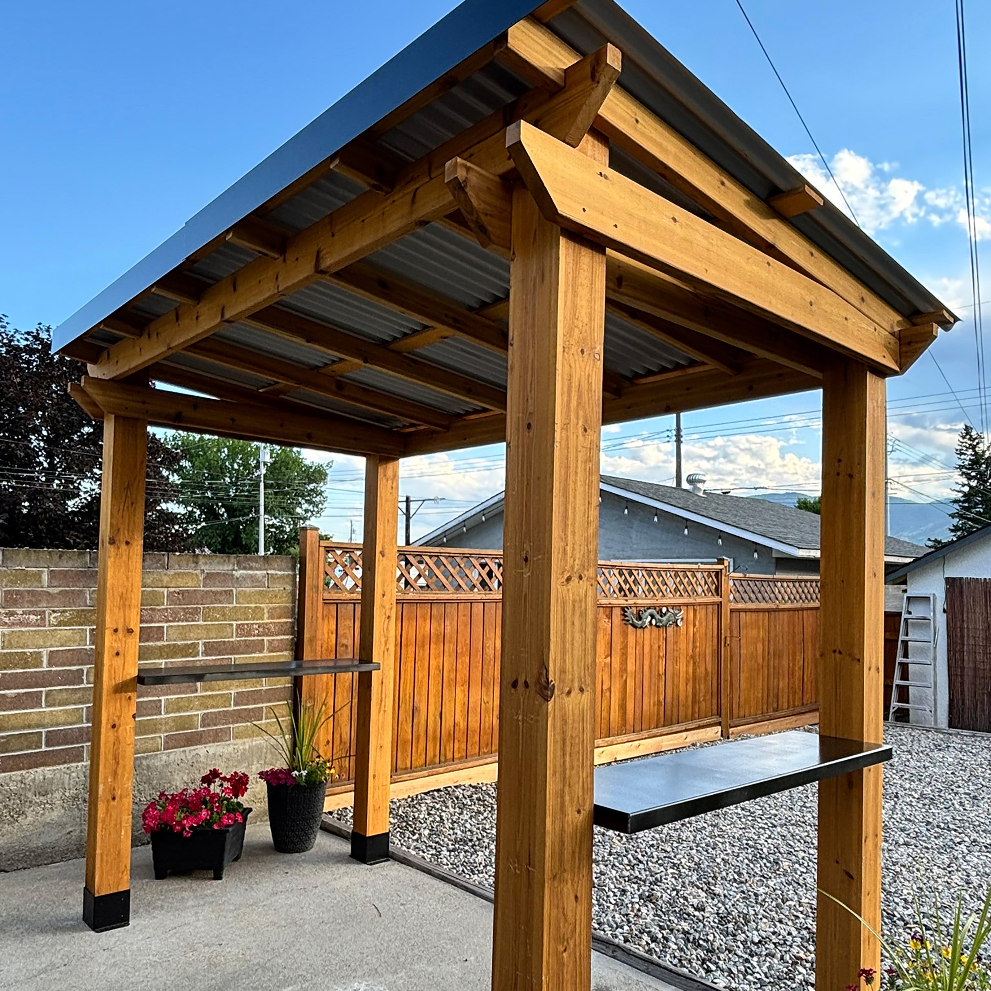 8' X 5' Western Red Cedar - Grill Gazebo
