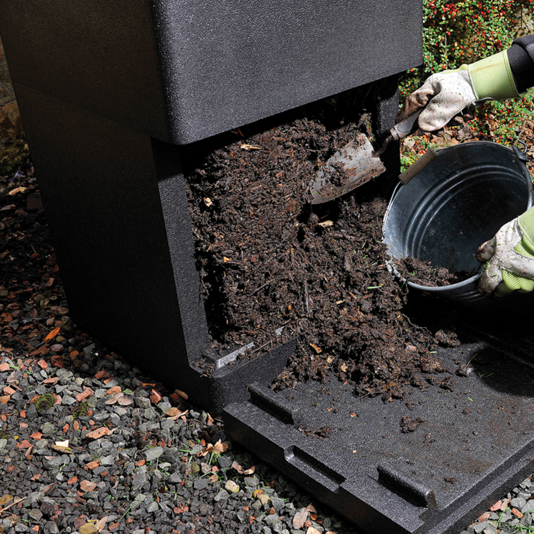 HOTBIN 200 Composter - 6.9 Cubic Feet (52 Gallon) Compost Bin