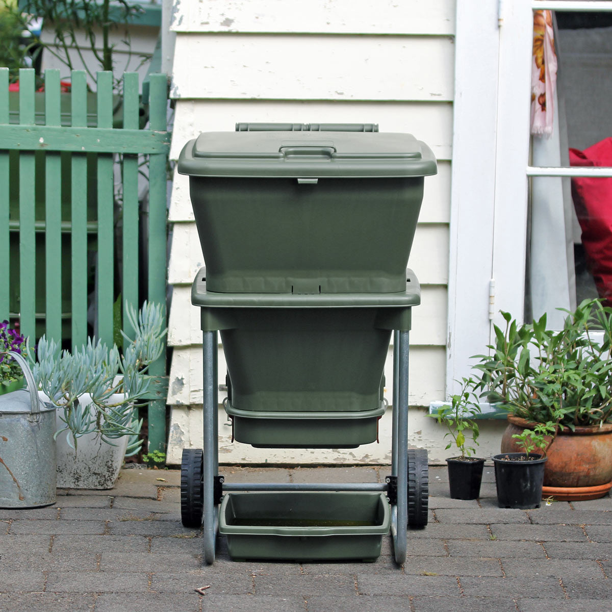 Hungry Bin - Continuous Flow Worm Composter