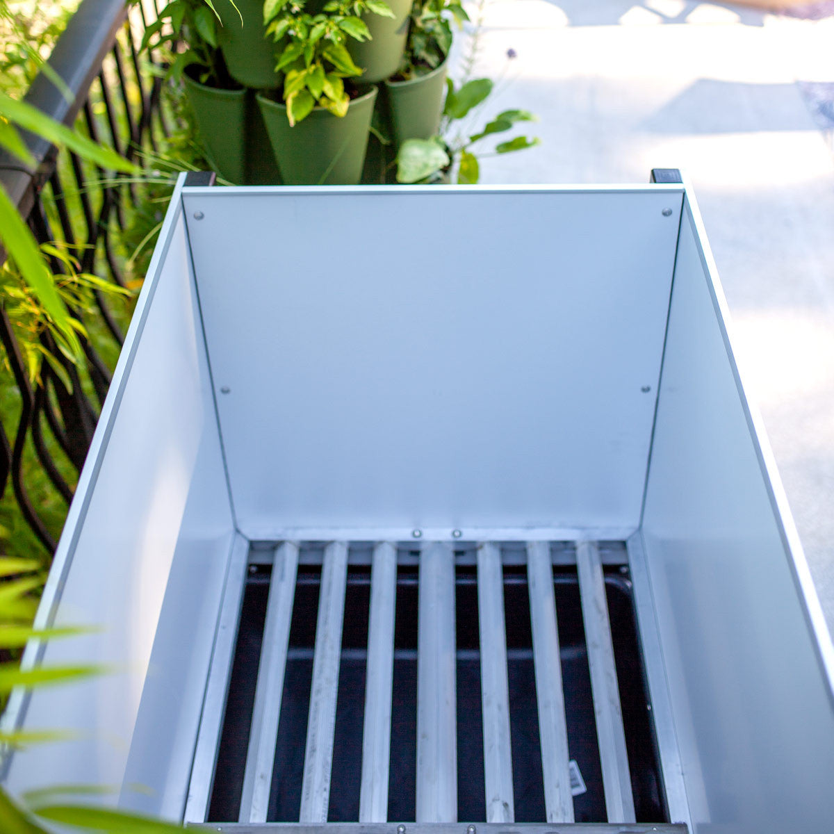 VermiFlow Continuous Flow Composting System - 14 Cubic Feet