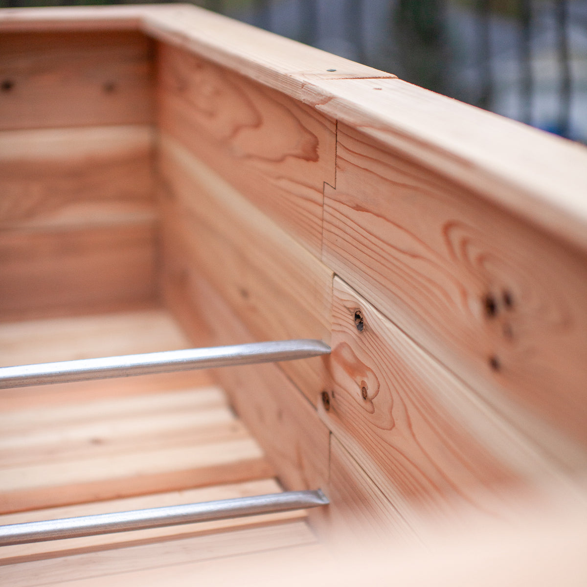 Natural Cedar Planter Box with Trellis
