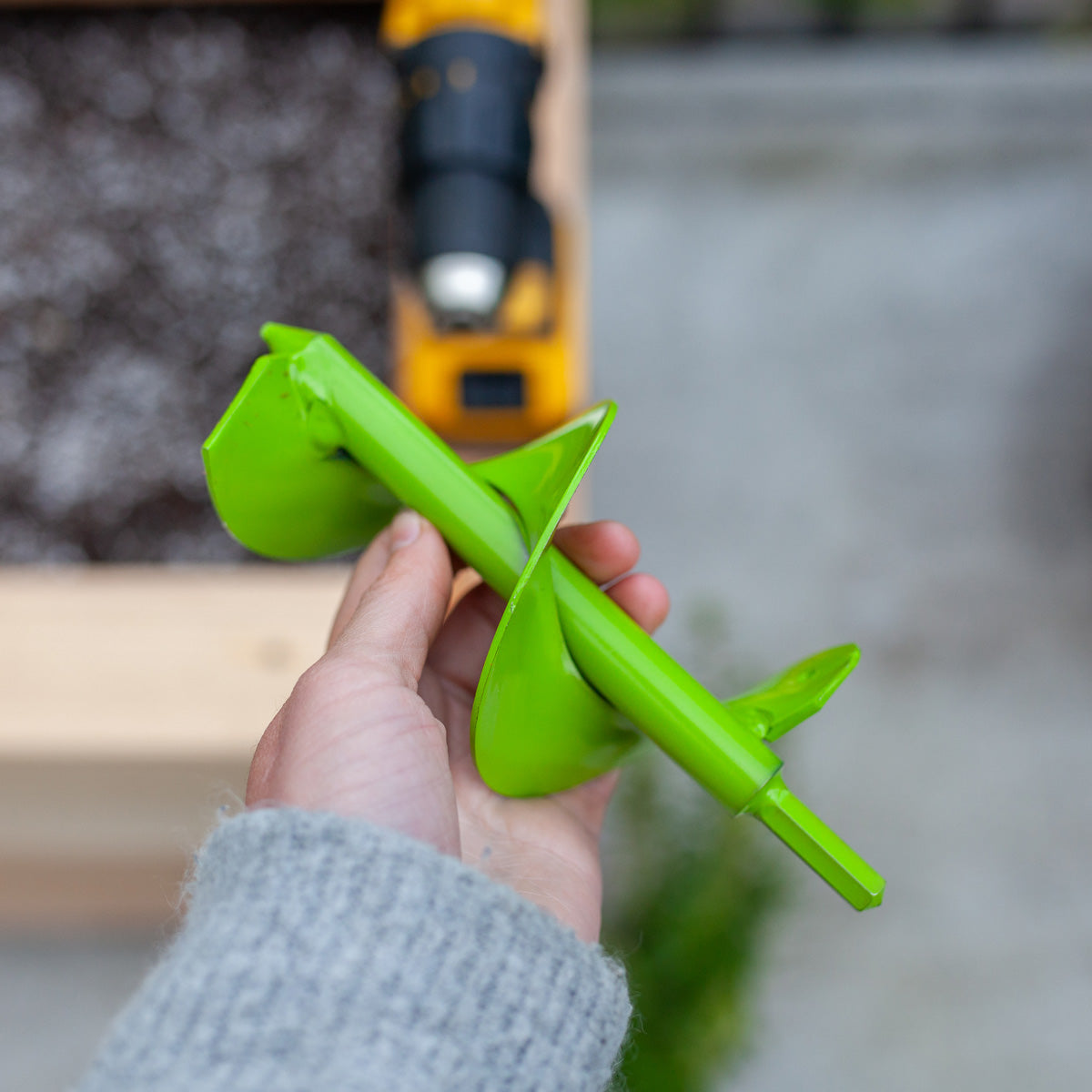 Bulb Planting Auger & Bedding Plant Tool - 3" x 7"