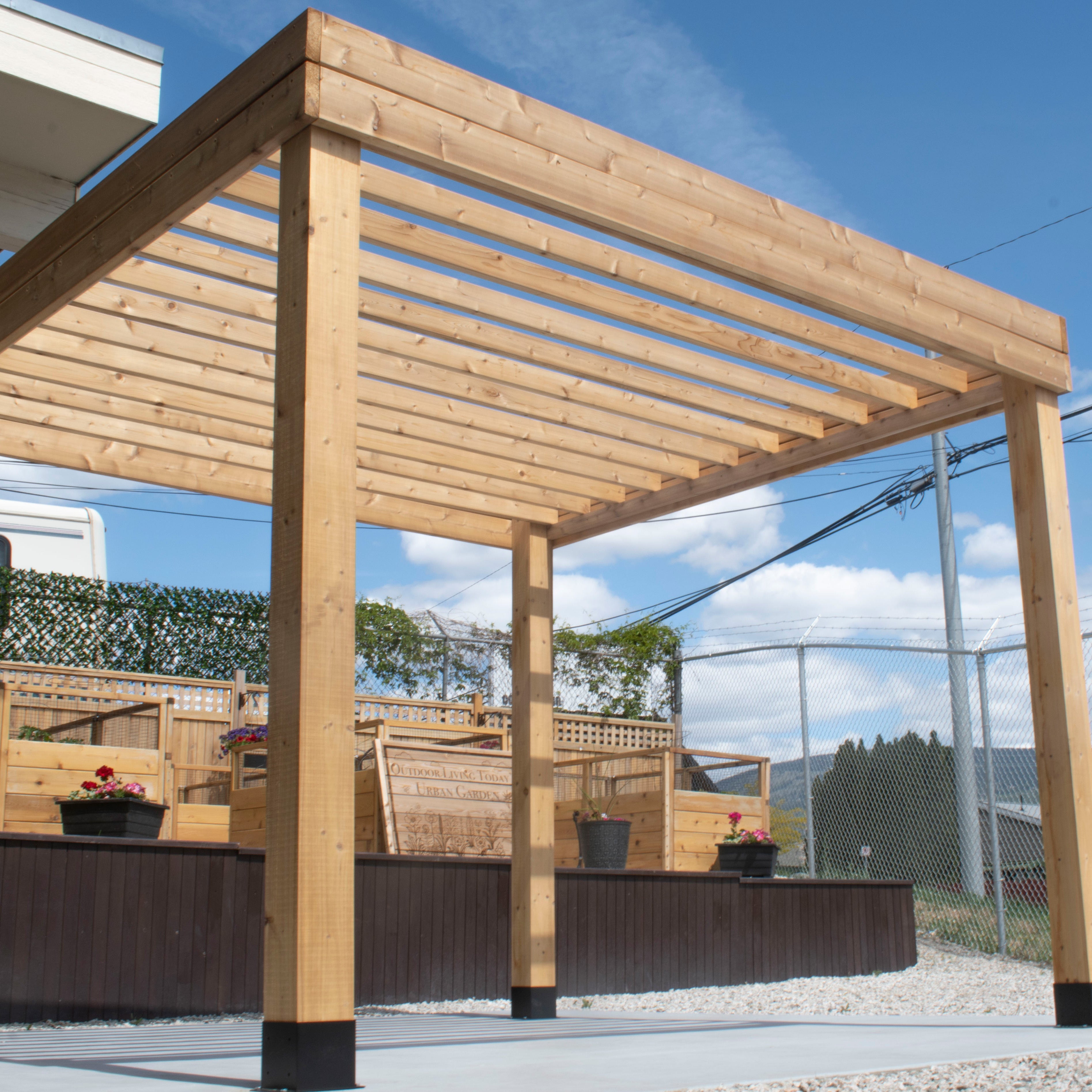 10' x 10' Western Red Cedar Urban Escape Pergola