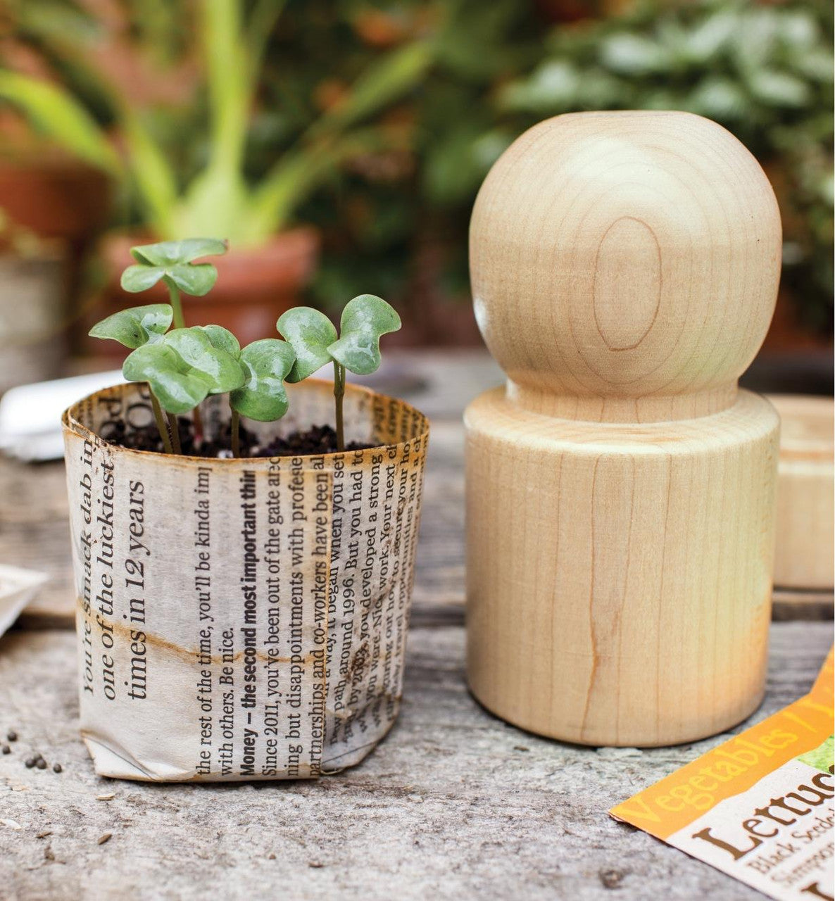 make a plant pot from newspaper Paper Pot Maker