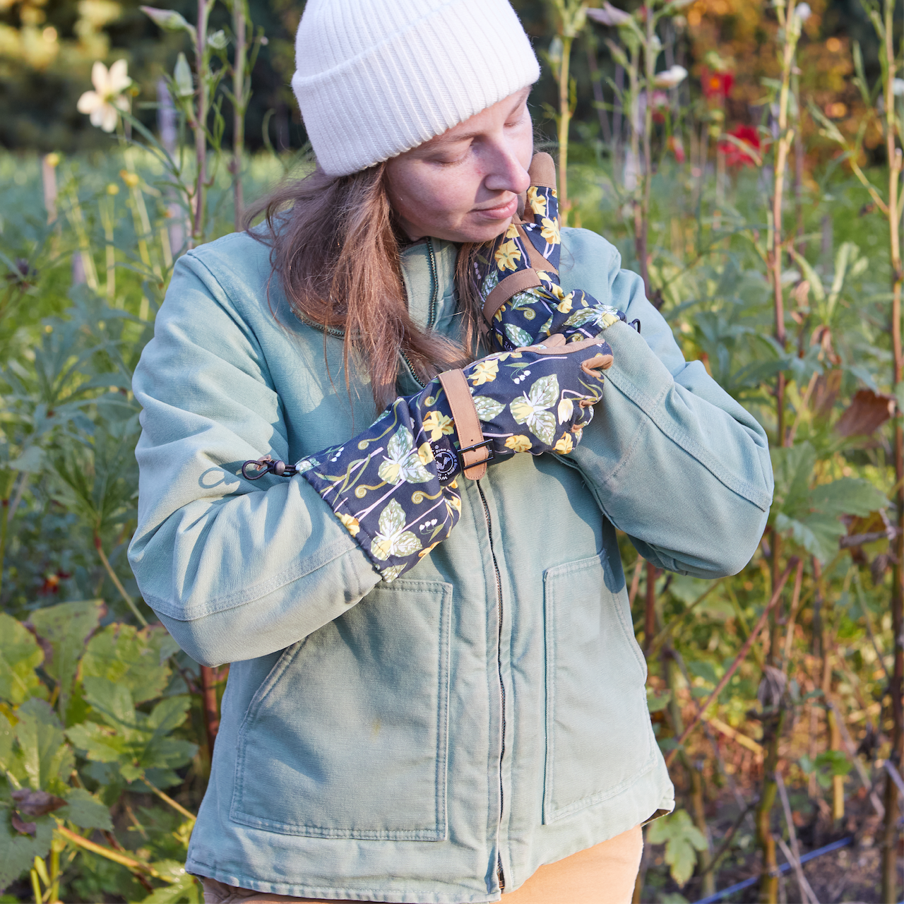 Botanical Print Gardening Arm Saver Gloves