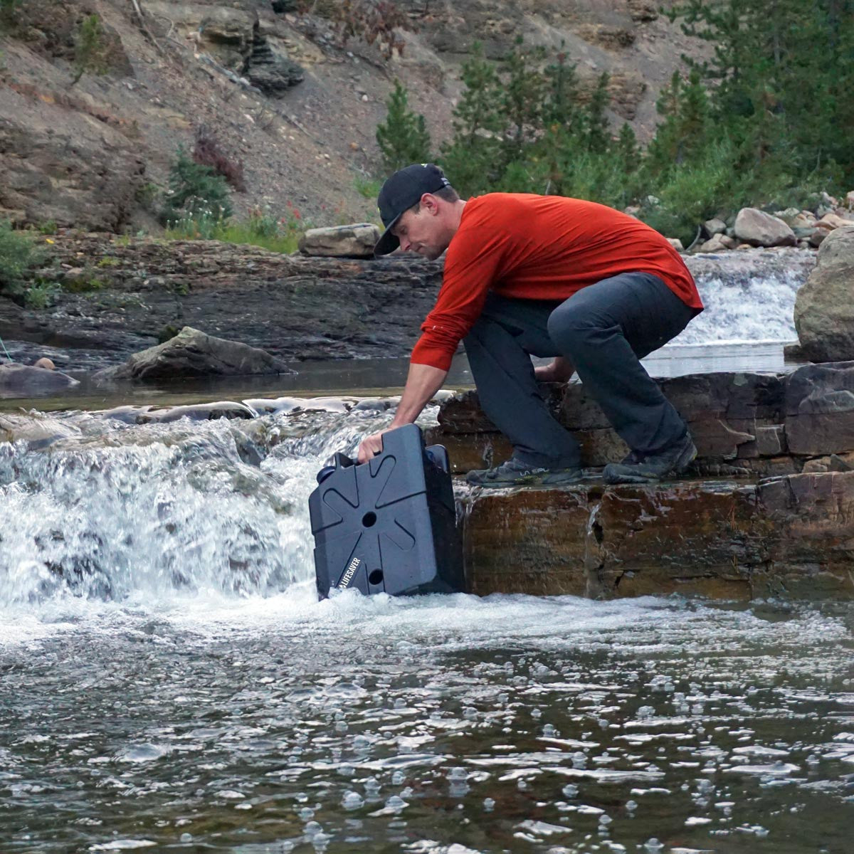LifeSaver Jerrycan Portable Water Filter - Eartheasy