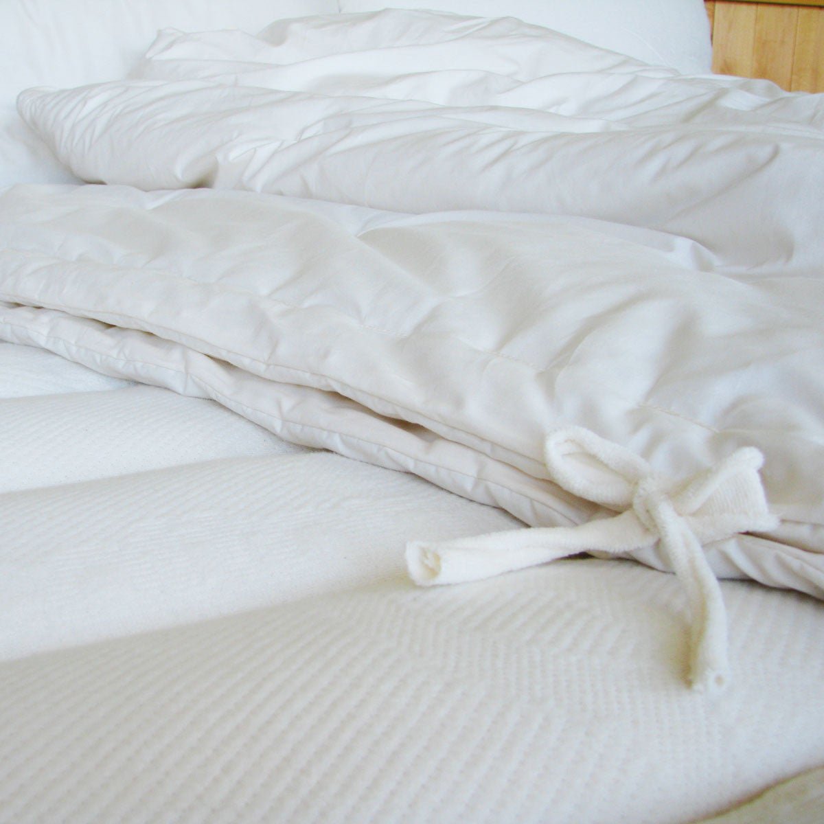 All-Season Wool Comforters Twin