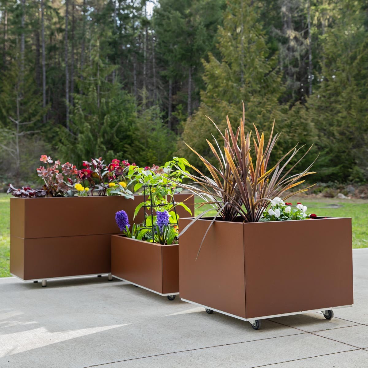 Bedd Steel Patio Planter Boxes - Rectangular Planters 16" W x 31" L 10" Black