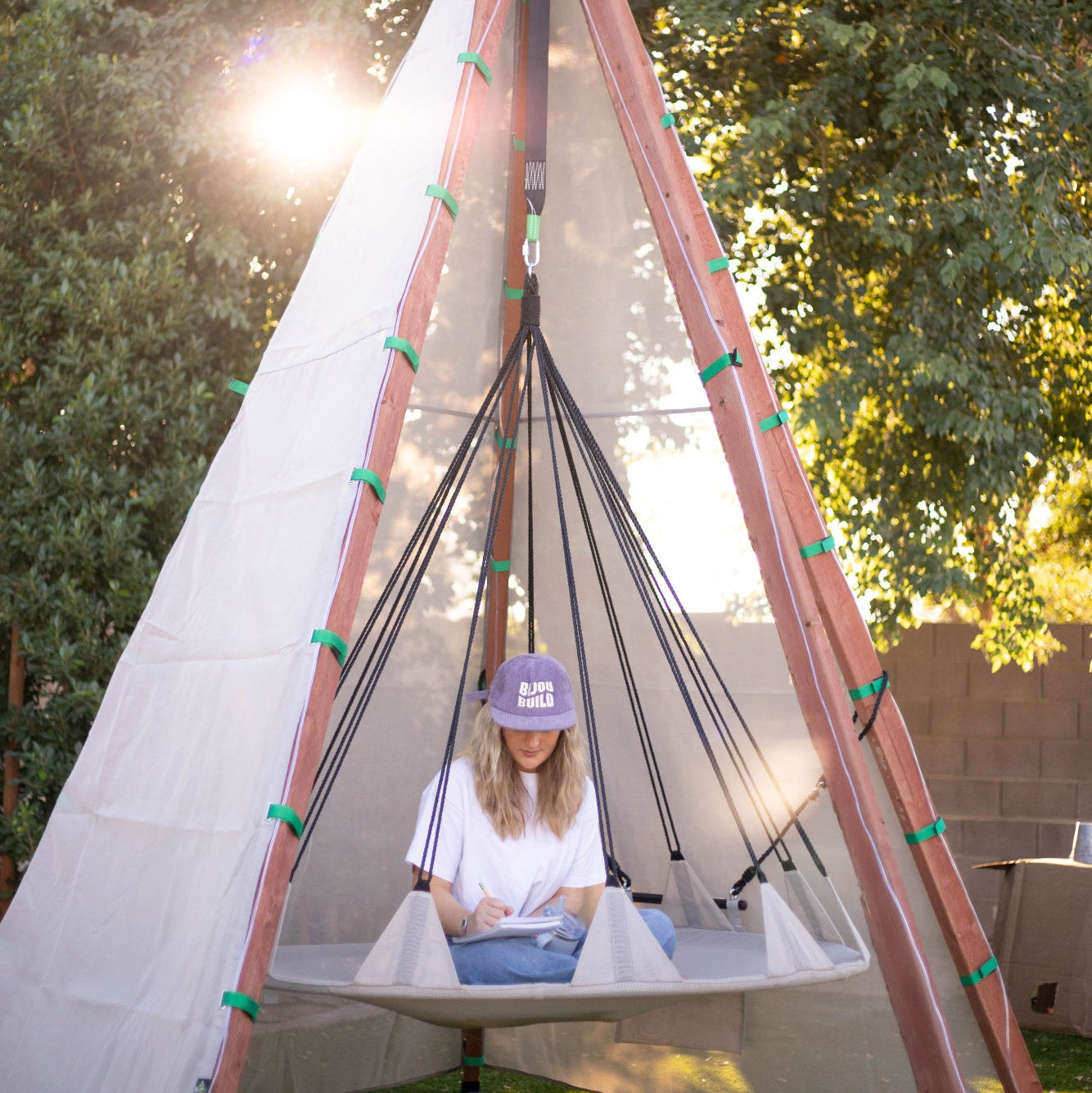 Bijou Nest Outdoor Shade Canopy & Hover Swing