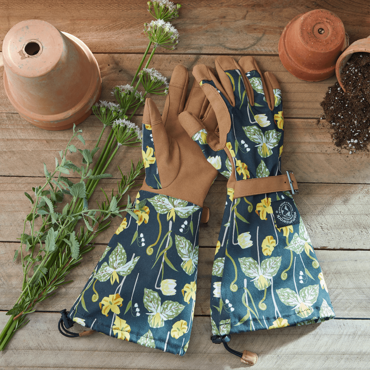 Botanical Print Gardening Arm Saver Gloves Small Woodland Garden