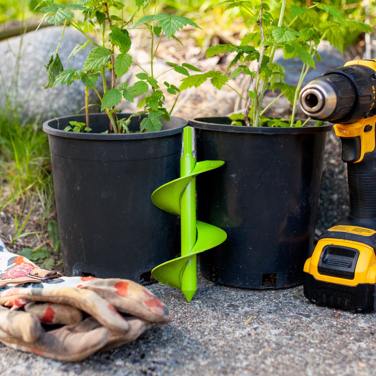 Bulb Planting Auger & Bedding Plant Tool - 3" x 7" Black