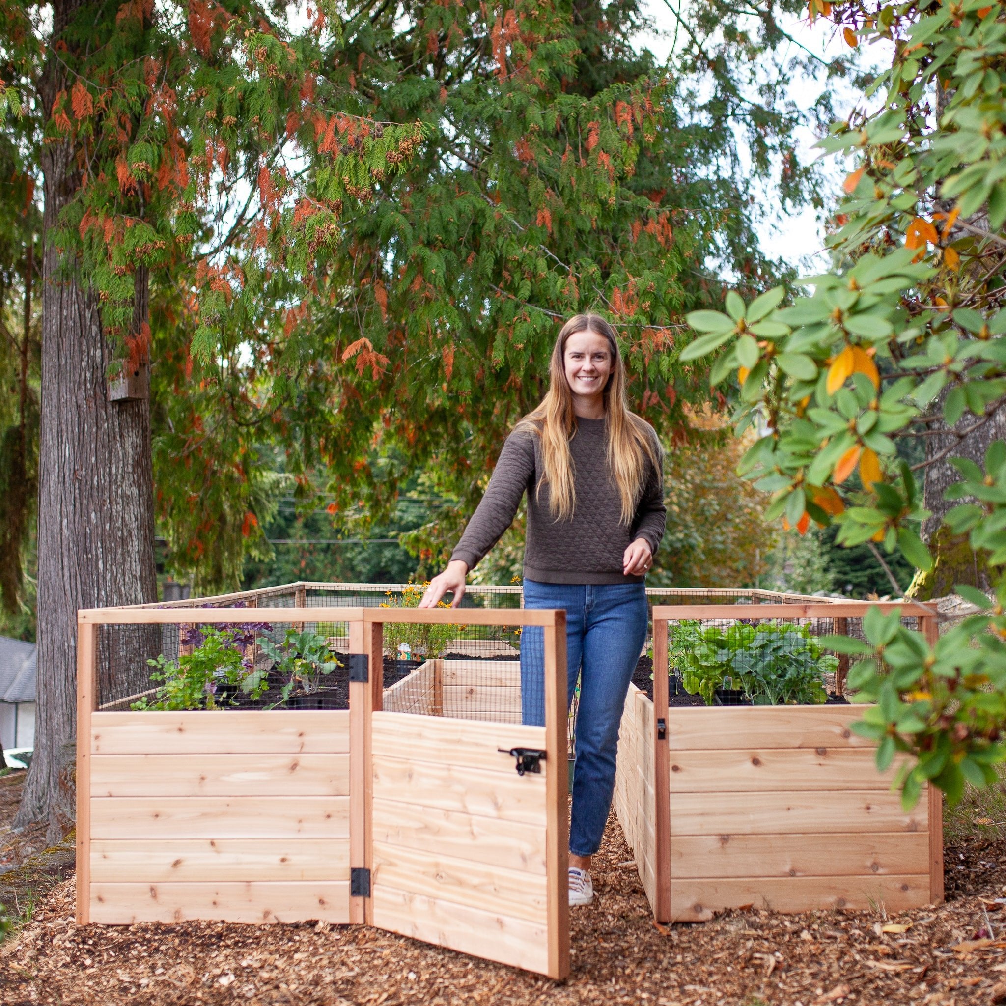 8' x 12' Complete Cedar Raised Garden Bed Kit - Eartheasy