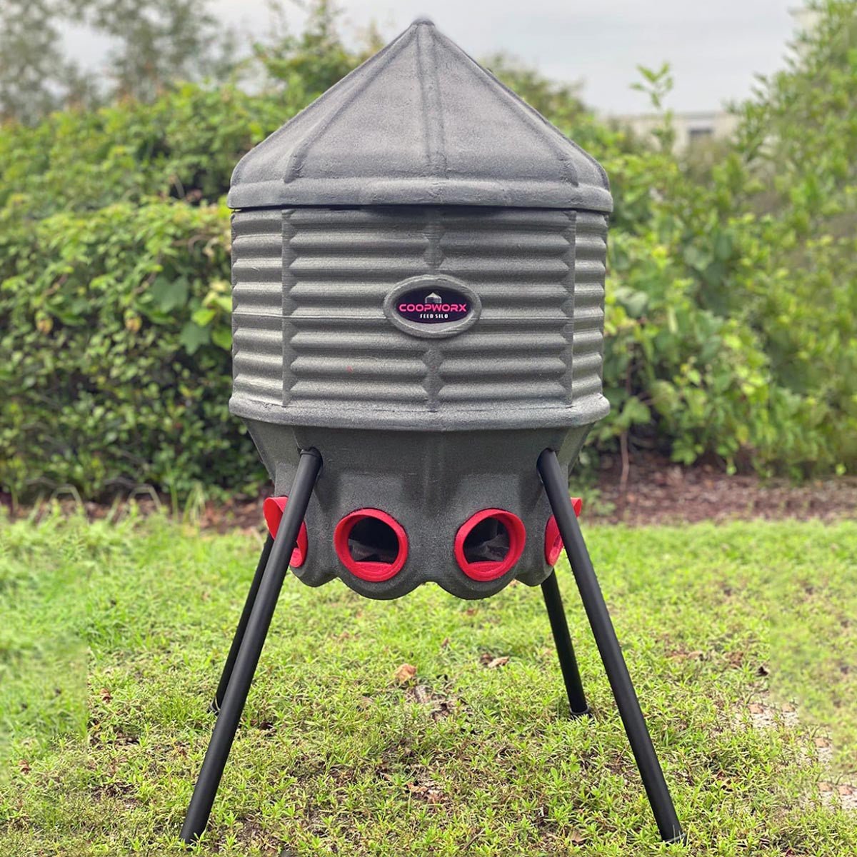 CoopWorx Silo Chicken Feeder - 80 lbs Single Post option3