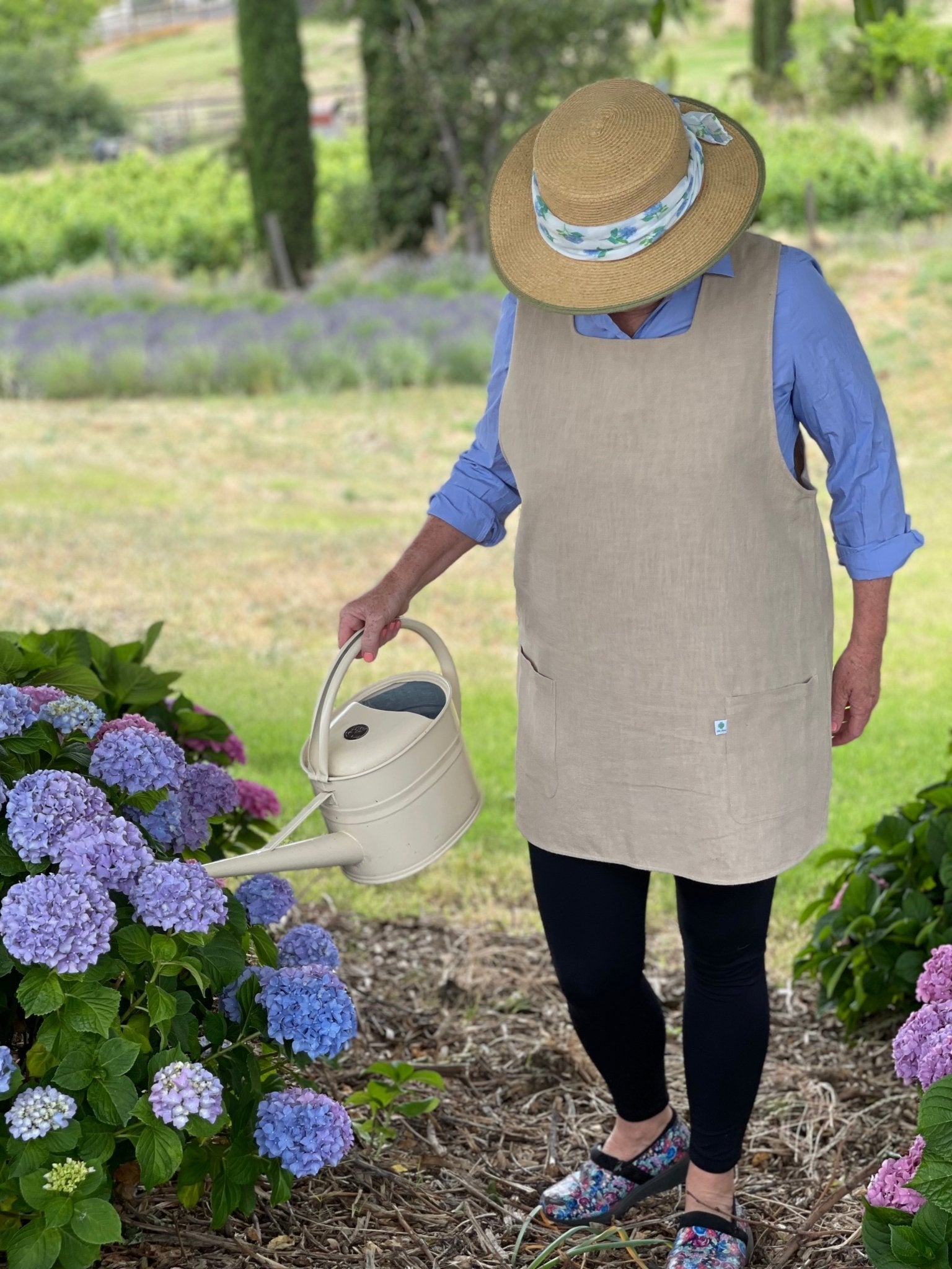 French Style Crossback Apron - Linen (Sand) option3