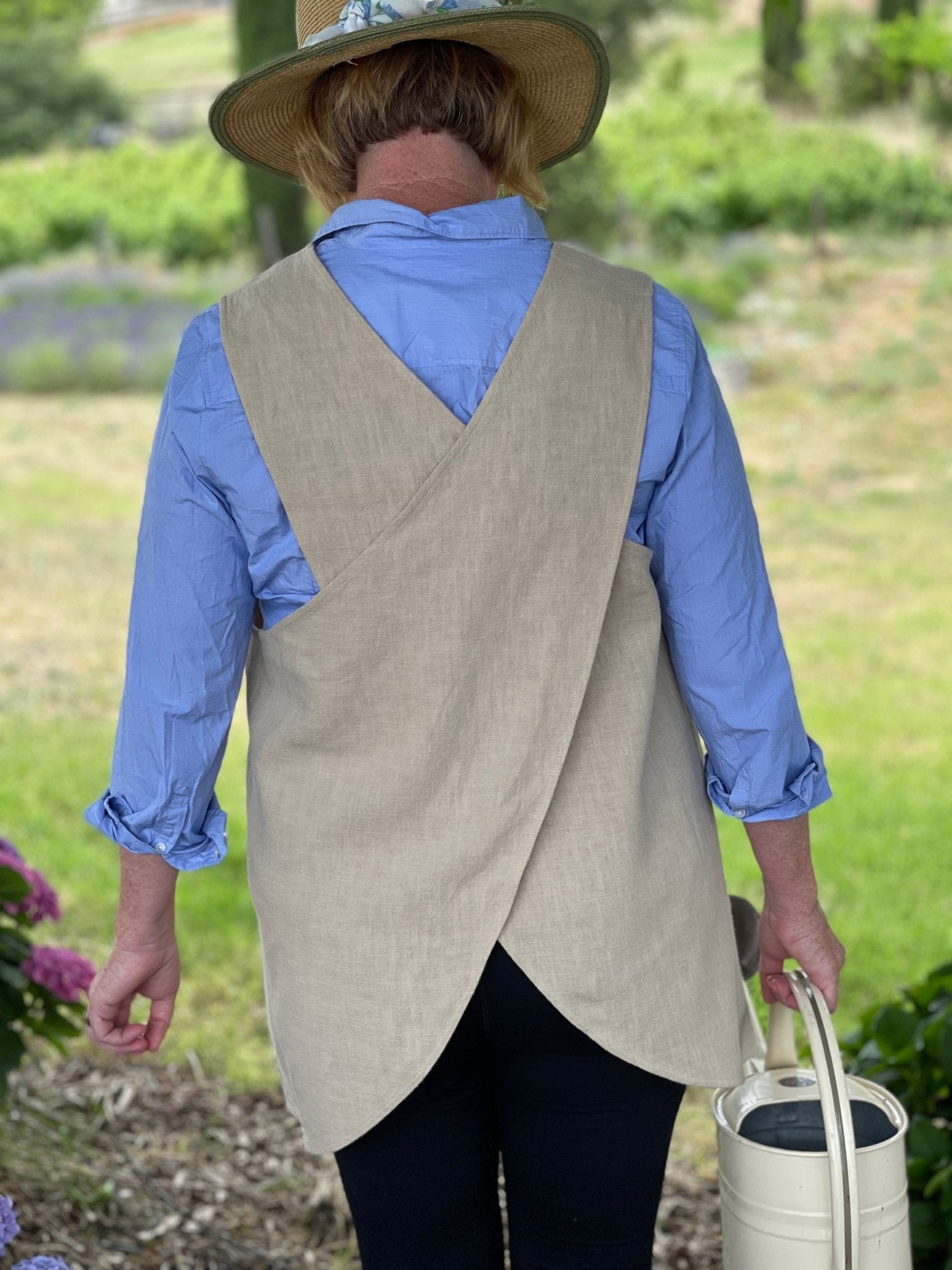 French Style Crossback Apron - Linen (Sand) option3