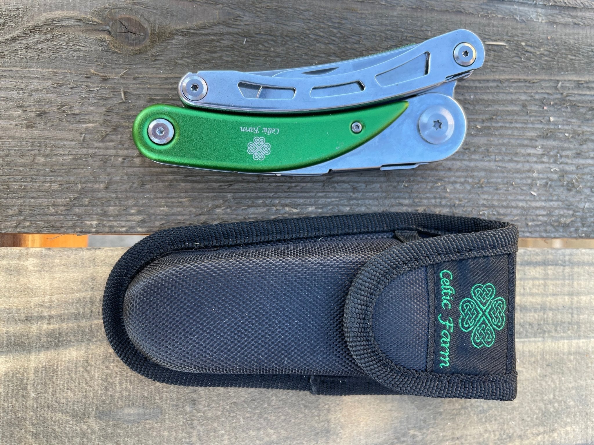 Gardener's Stainless Steel 4-in-1 Multi-Tool