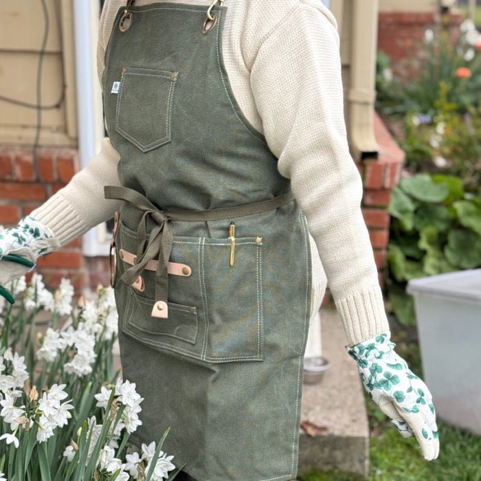 Waxed Canvas Gardening Apron