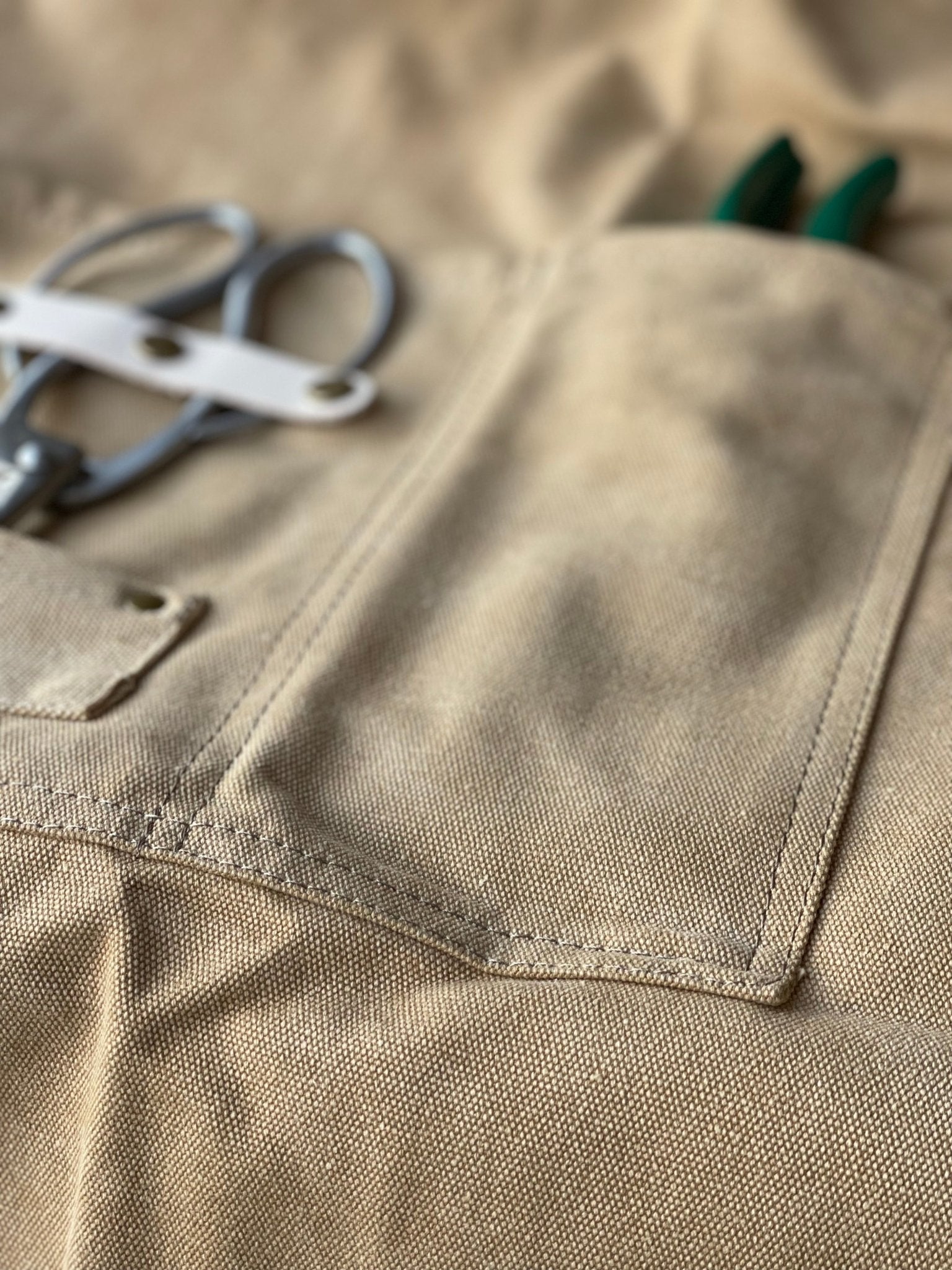 Waxed Canvas Gardening Apron