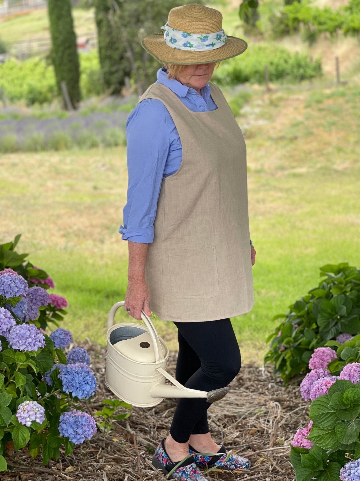 French Style Crossback Apron - Linen
