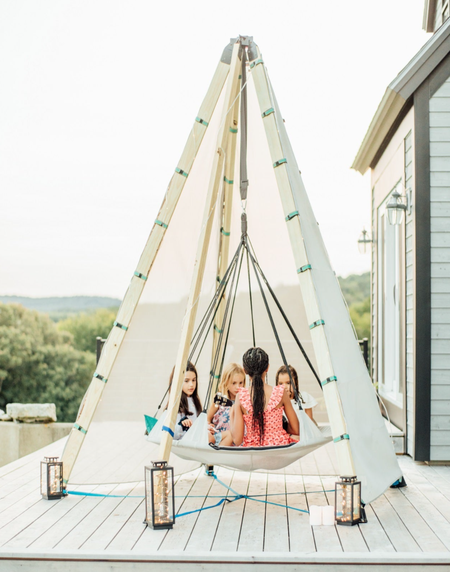 Bijou Nest Outdoor Shade Canopy & Hover Swing